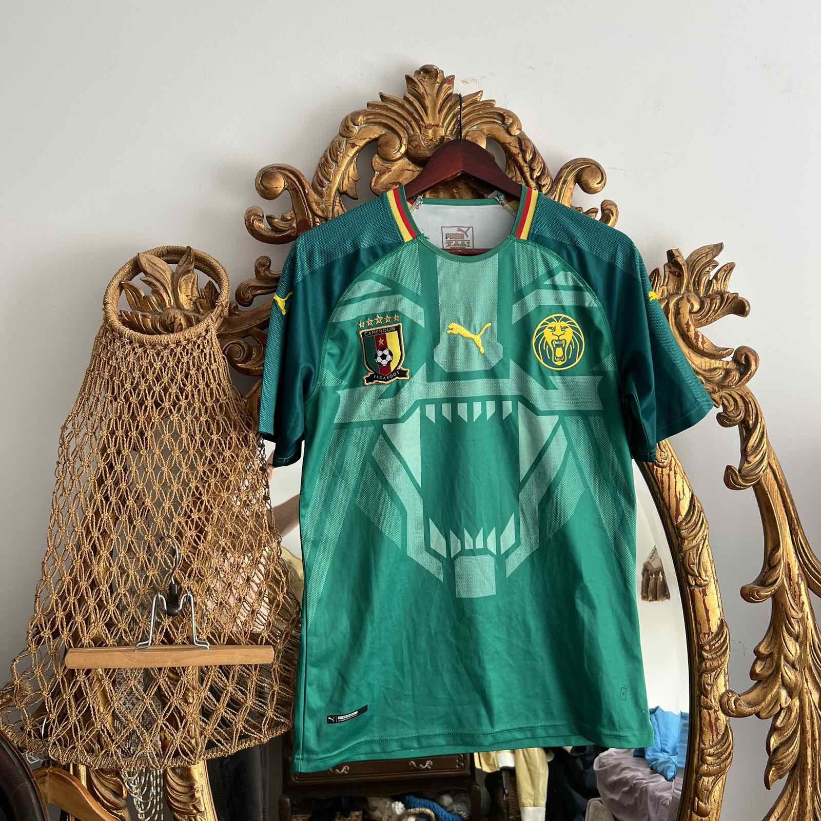 Puma Camerun National Team 2018 Soccer Jersey Lion Size m Size US M / EU 48-50 / 2 - 1 Thumbnail