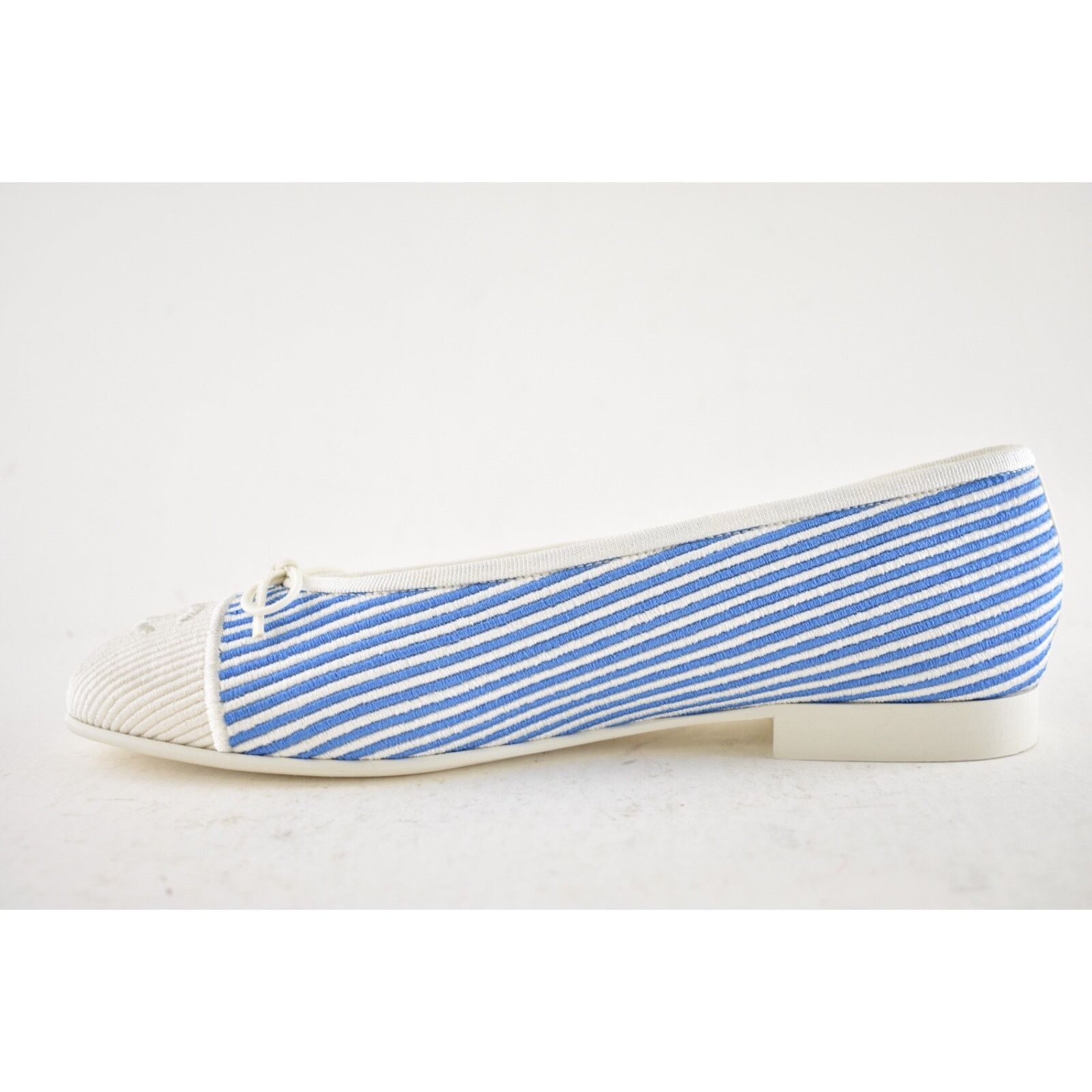 Chanel Chanel 24S Blue White Pinstripe Stripe CC Logo Bow Ballet Size US 7.5 / IT 37.5 - 12 Thumbnail
