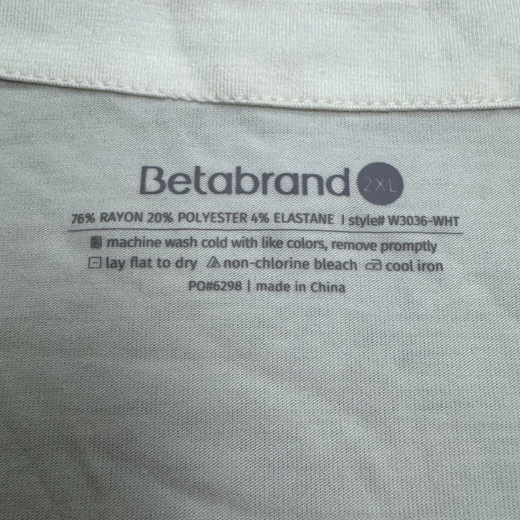 Essentials Betabrand T-Shirt Womens 2XL Ivory V-Neck Short Sleeve Casual Tee NWT Size XXL / US 16-18 / IT 52-54 - 5 Thumbnail