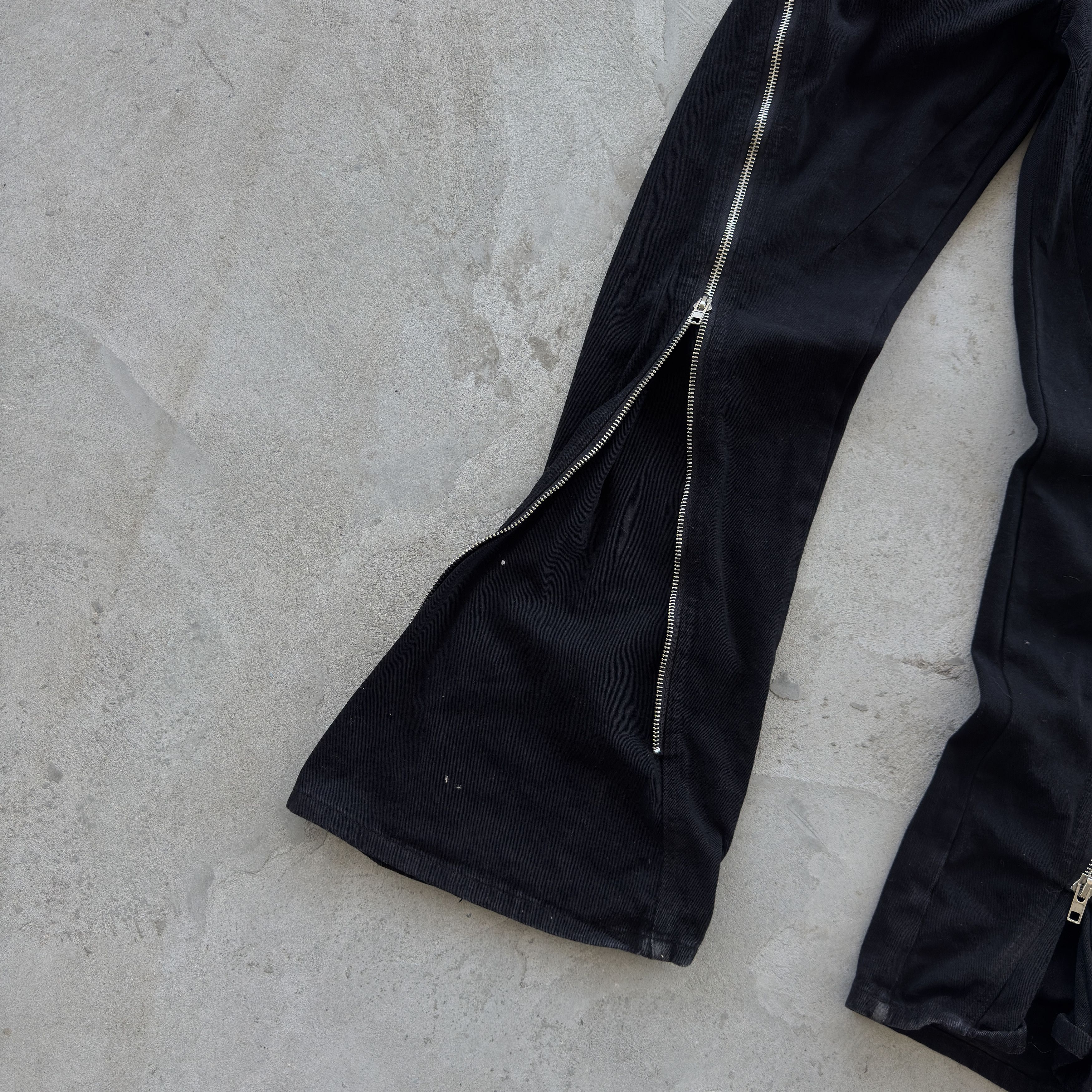 Vintage Miuko Creative Collection Black Side Zip Flare Denim Jeans Size US 33 - 5 Thumbnail
