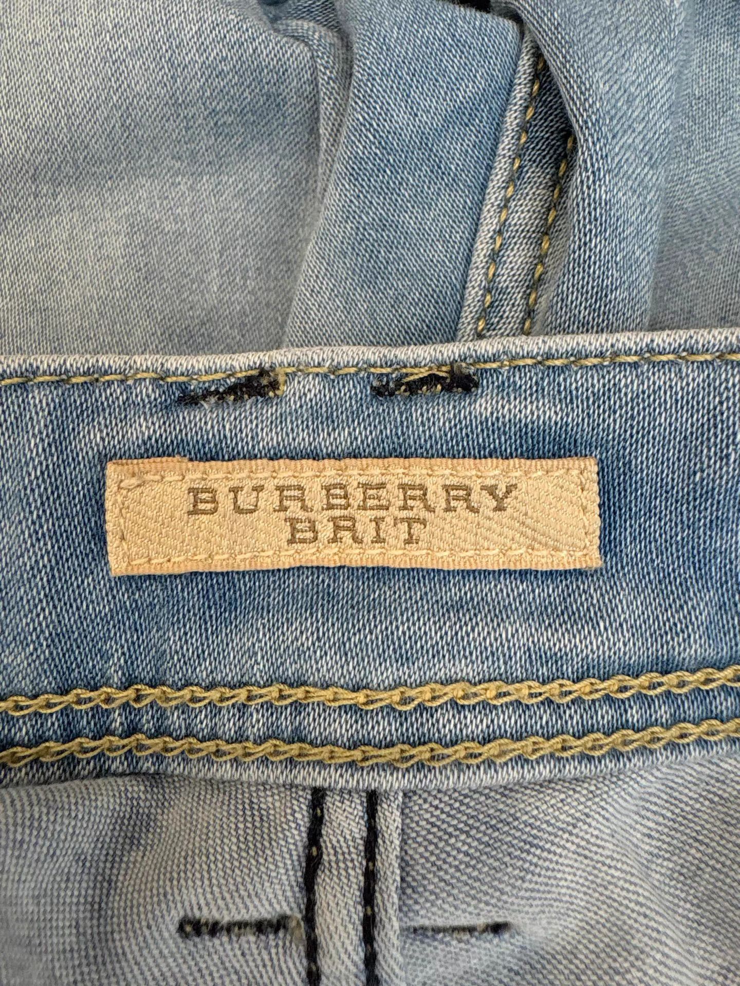 Burberry BURBERRY Washed Blue Jeans K1 Size US 27 - 3 Thumbnail