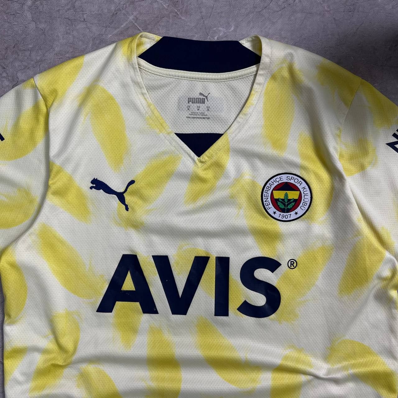 Vintage Puma Fenerbahce Away Football Jersey 2022/2023 Size US M / EU 48-50 / 2 - 12 Thumbnail