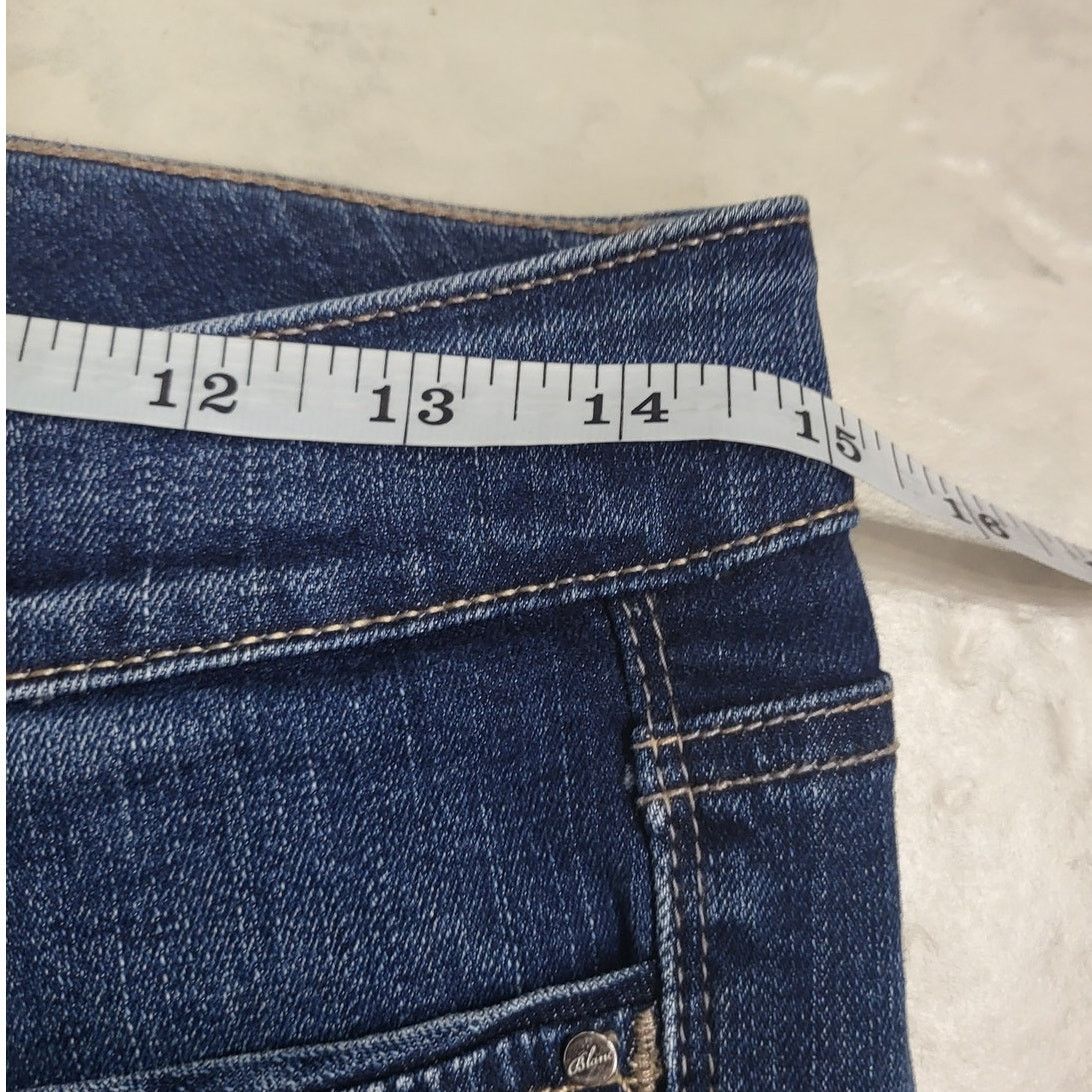 White House Black Market White House Black Market Crop Leg Medium Wash Jeans - Size 4 Size 27" / US 4 / IT 40 - 6 Thumbnail