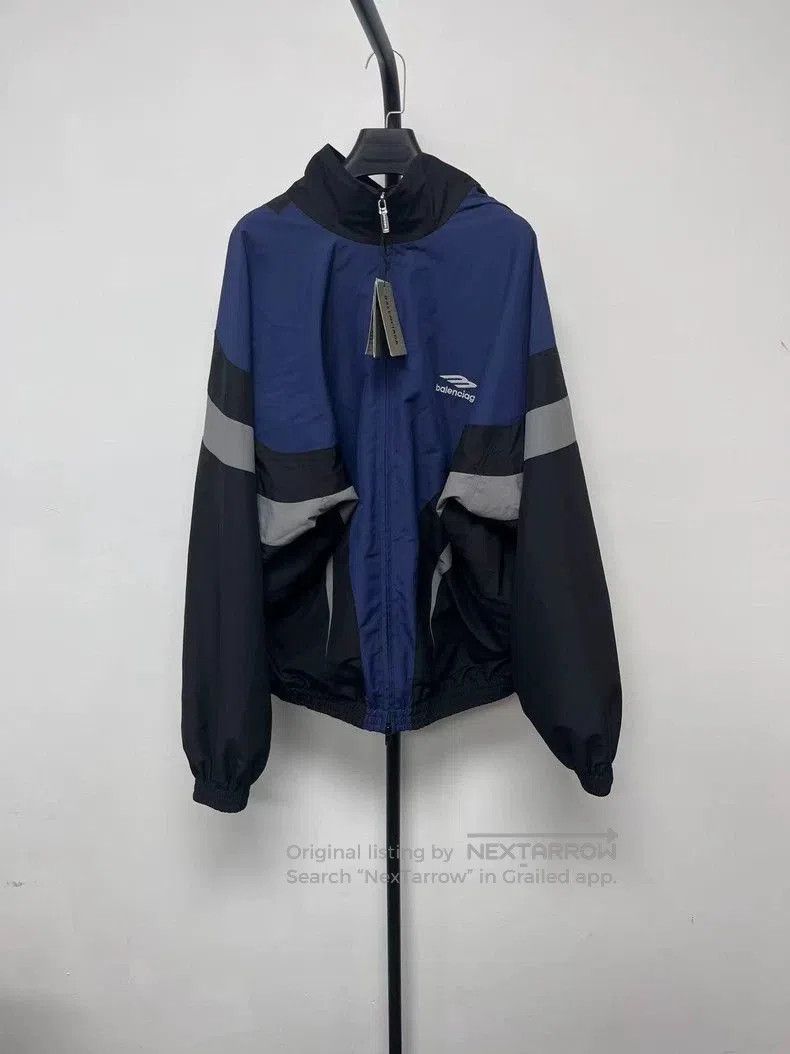 Balenciaga Balenciaga Logo Print Zip Jacket. Size US XXS / EU 40 - 1 Thumbnail
