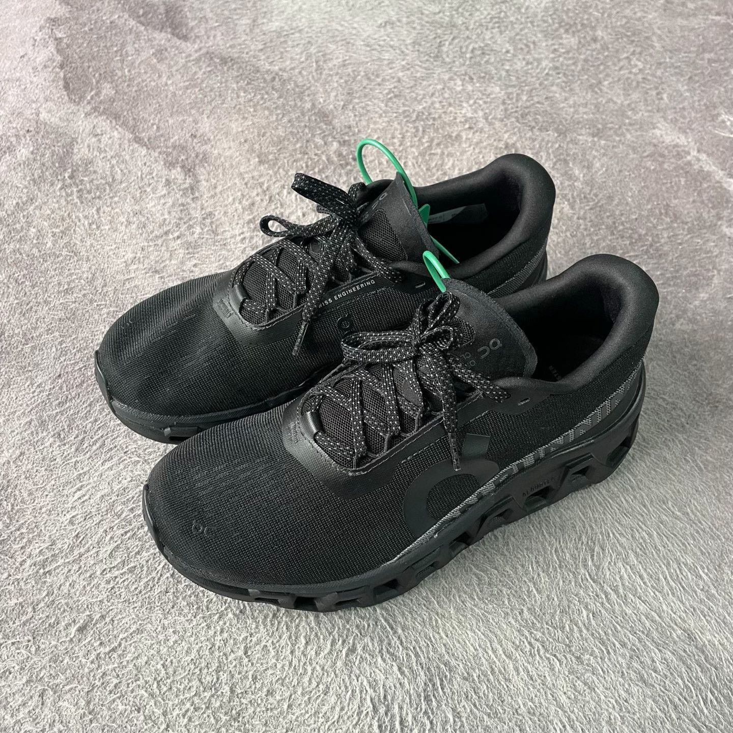 Nike Nike Reflective Black Lowtop Sneakers 40 Men Size US 7.5 / EU 40-41 - 1 Thumbnail