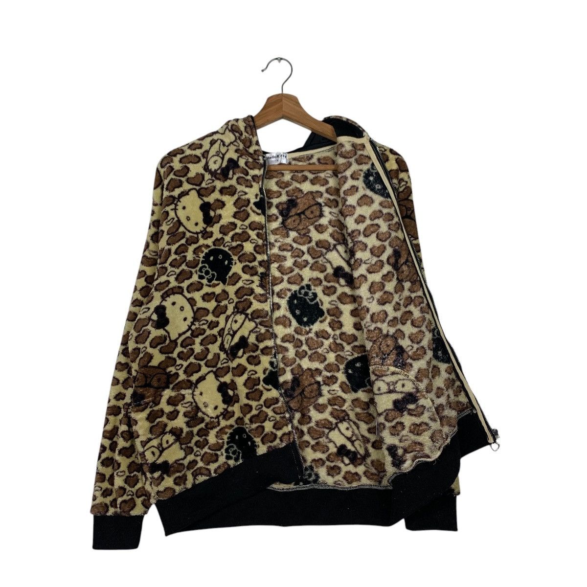 Japanese Brand HELLO KITTY Fullprint Zipper Hoodies Sweatshirt #2017-C87 Size L / US 10 / IT 46 - 11 Thumbnail