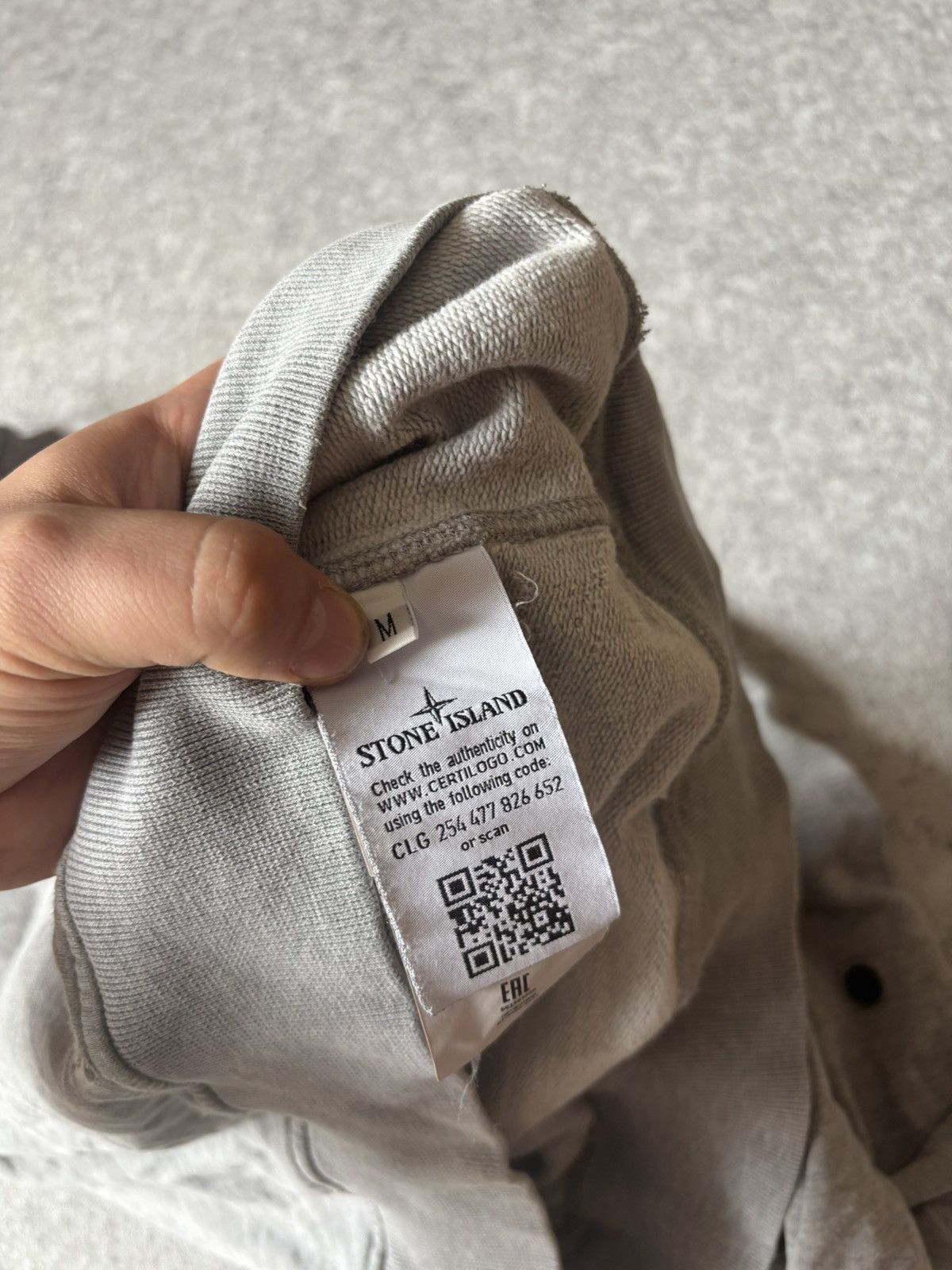 Stone Island × Vintage STONE ISLAND DISTRESSED CREWNECK Size US M / EU 48-50 / 2 - 14 Thumbnail
