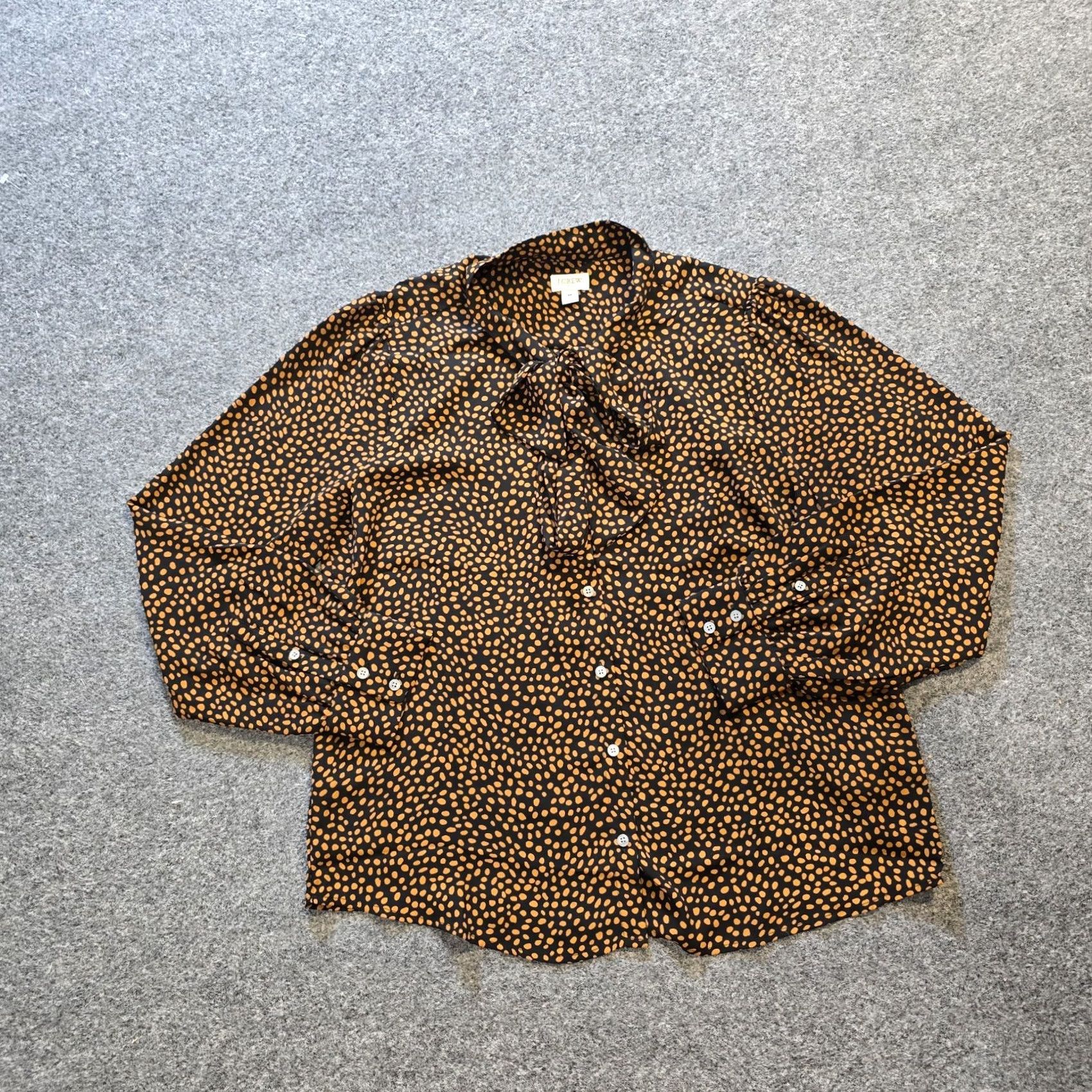 J.Crew J.CREW Blouse Shirt Womens Medium Black Tan Dotted Neck Tie Button Up Capsule Career Size M / US 6-8 / IT 42-44 - 2 Thumbnail