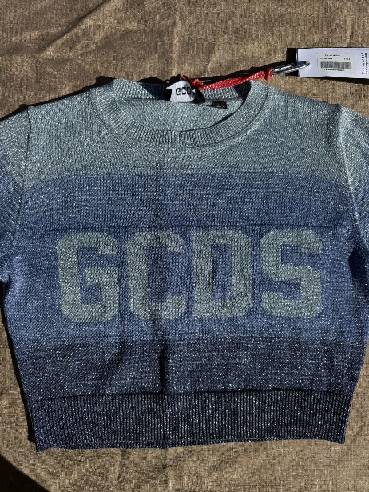 GCDS GCDS Lurex Degrade Logo Cropped Sweater Size S / US 4 / IT 40 - 2 Thumbnail