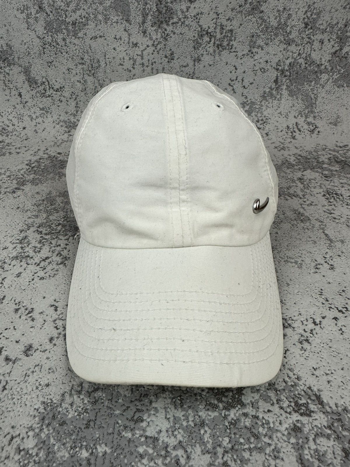 Nike Nike Heritage86 White Mini Swoosh Cap Clean Minimal Look Size ONE SIZE - 2 Thumbnail