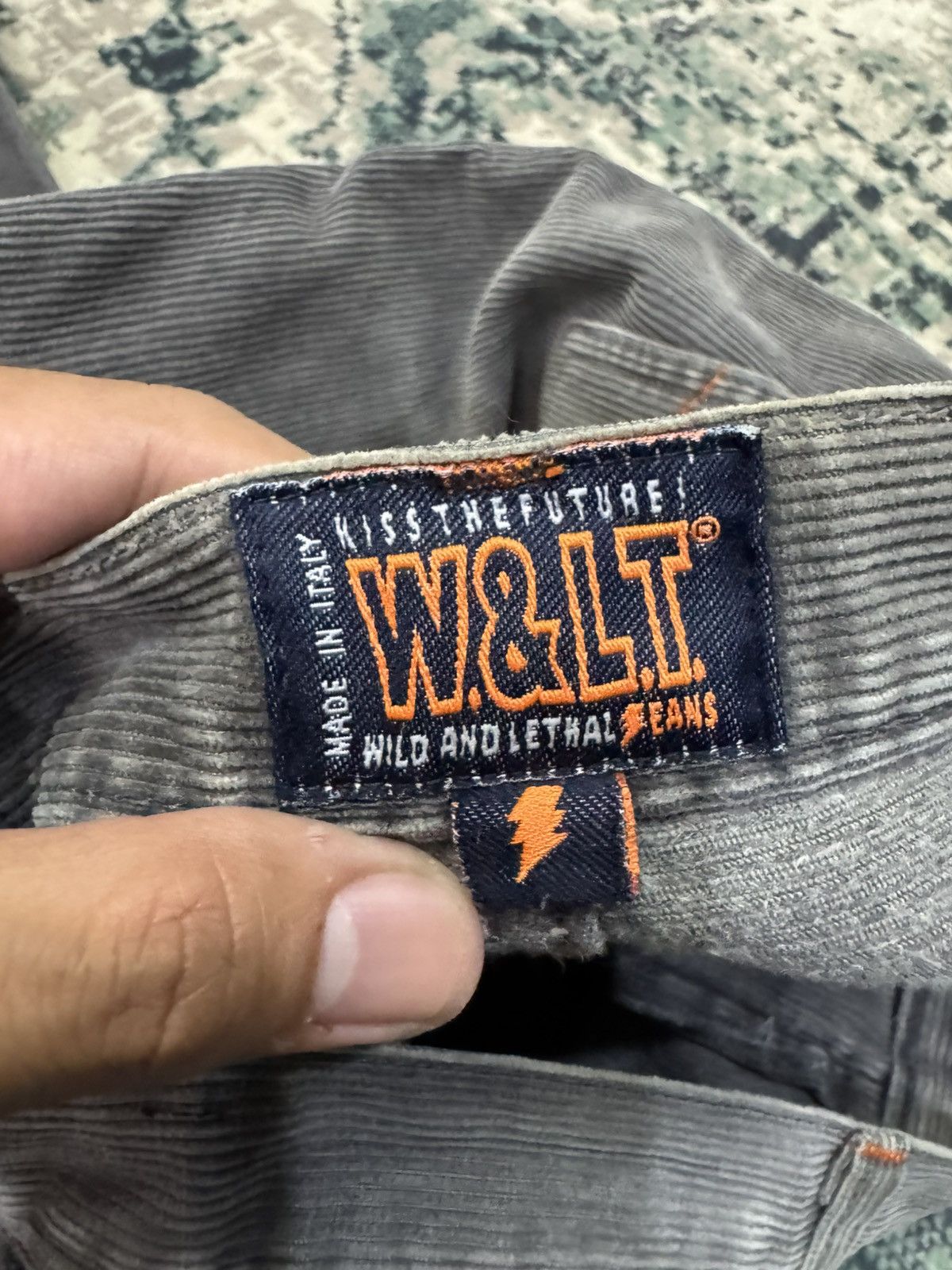 W&LT W&L.T. CORDUROY DISTRESSED PANTS JEANS Size US 31 - 6 Thumbnail
