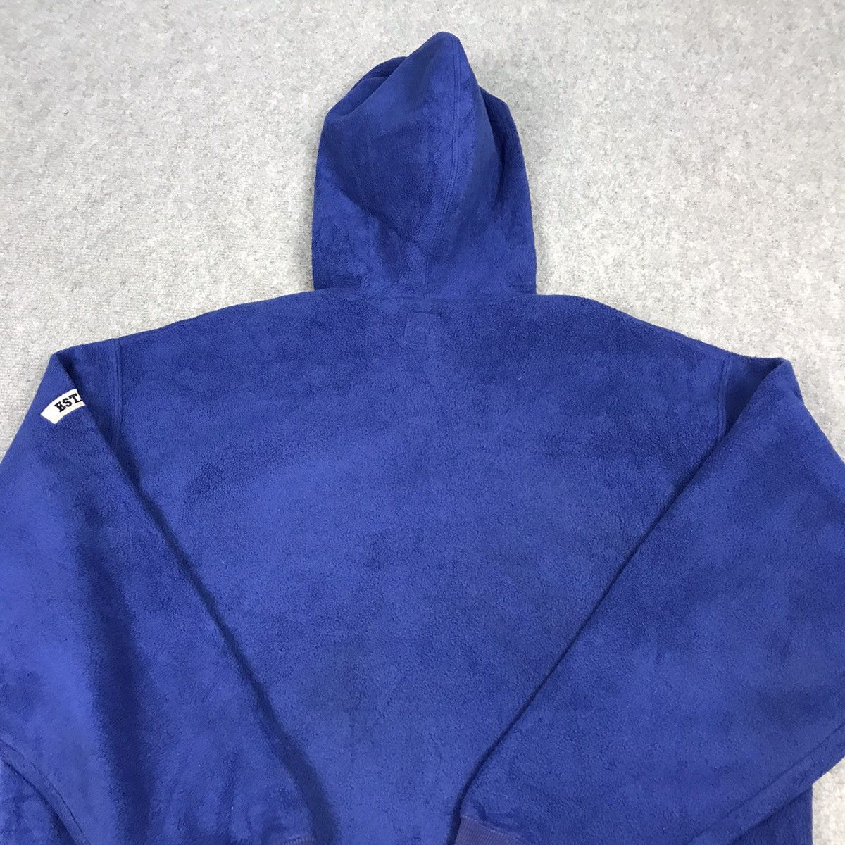 Gap Offer💥Gap embroidery sweatshirt hoodie Blue Colour size M Size US M / EU 48-50 / 2 - 7 Thumbnail
