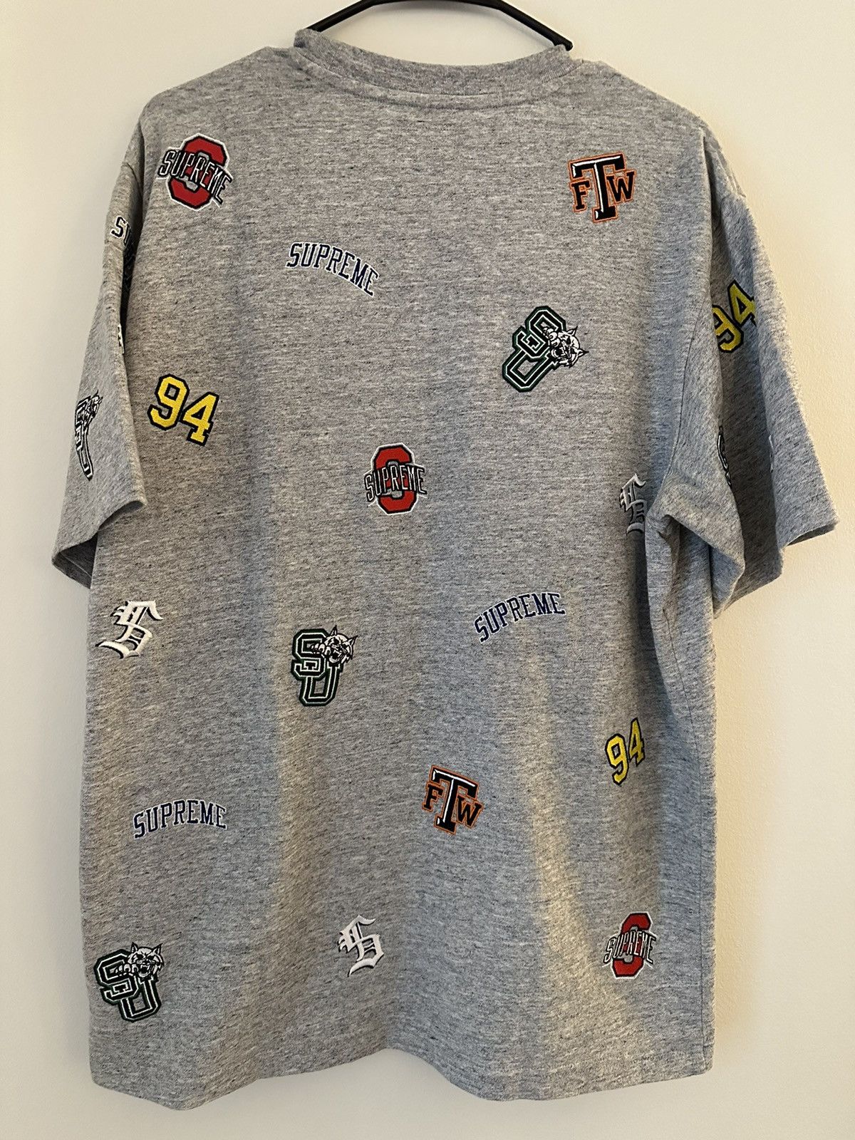 Supreme Supreme University S/S Top Tee Size US M / EU 48-50 / 2 - 3 Thumbnail