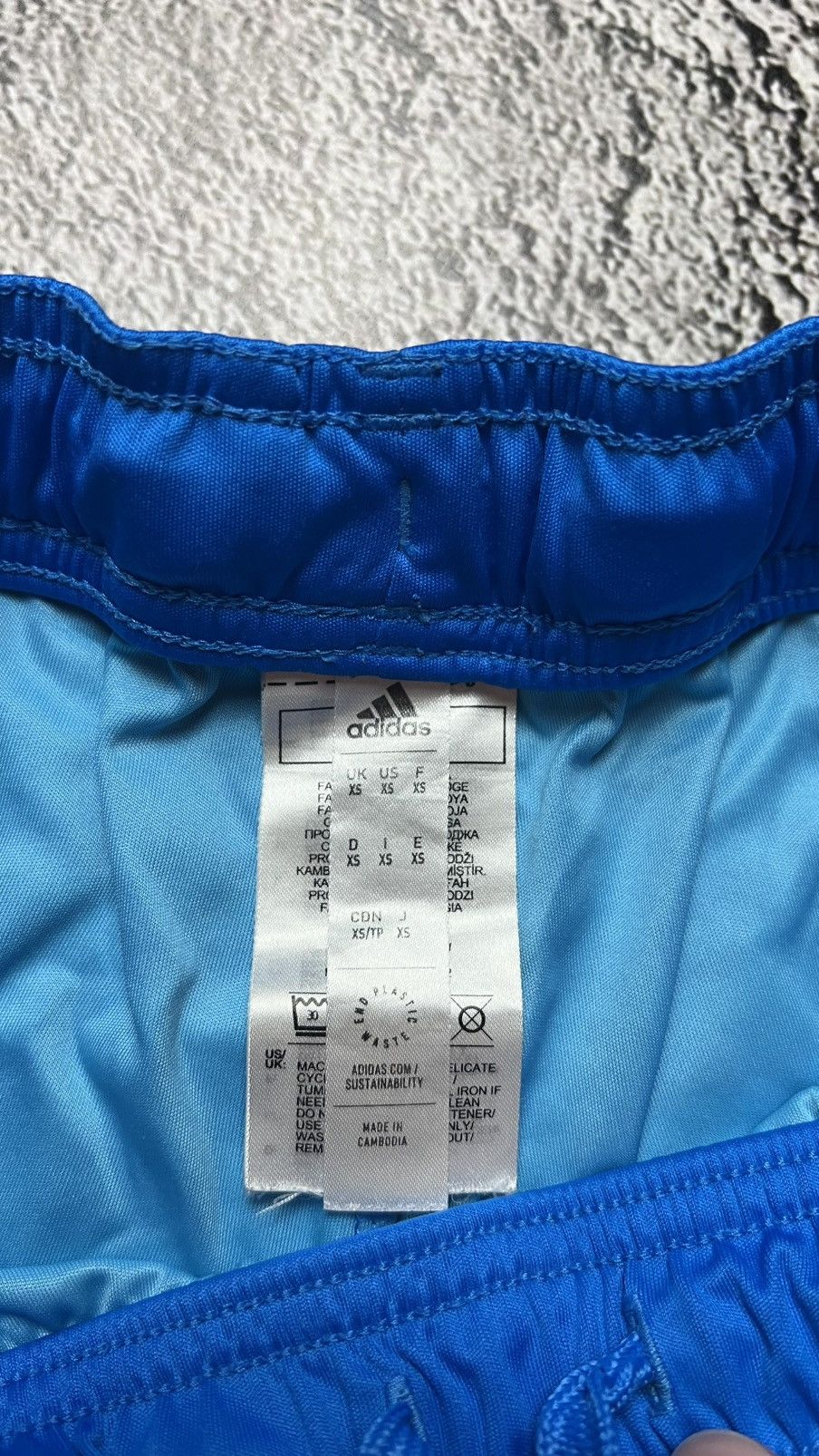 Adidas 2022-2023 Manchester David De Gea goalkeeper adidas shorts Size US 28 / EU 44 - 4 Thumbnail
