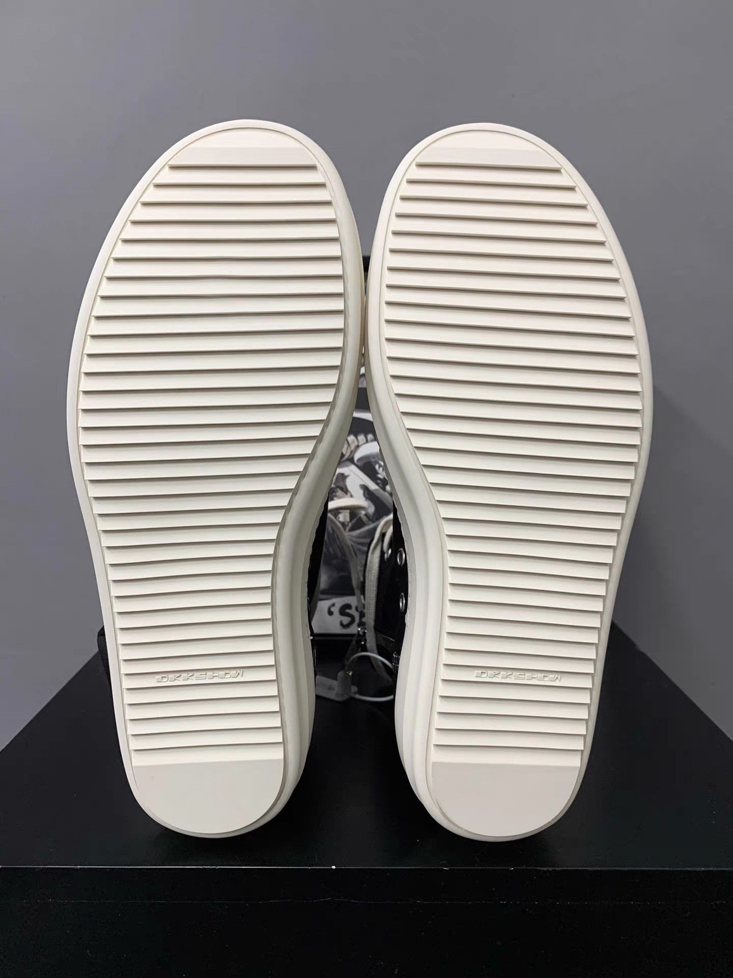 Rick Owens Rick Owens Cargo Pocket Big Converse K34 Size US 7 / EU 40 - 8 Thumbnail