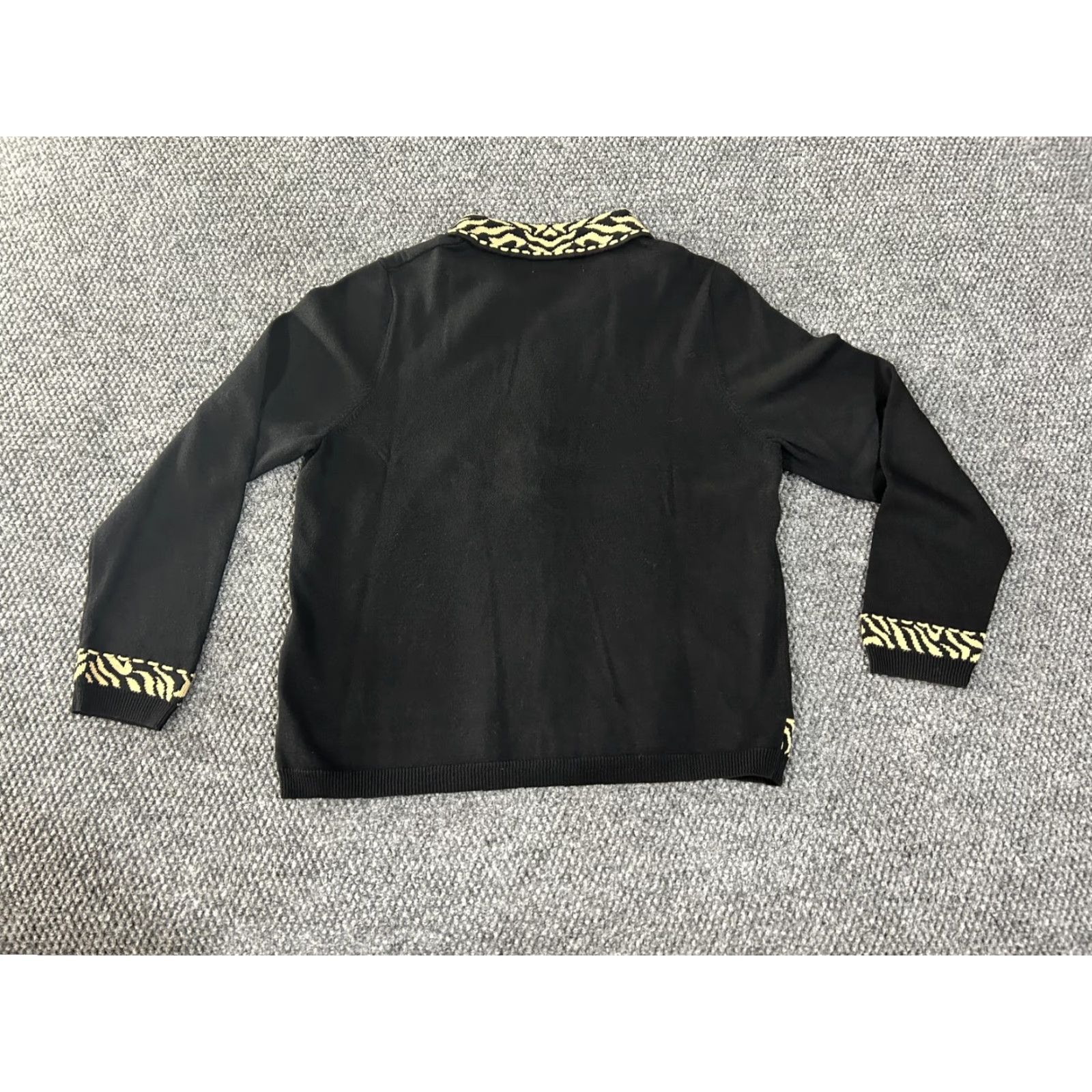 Vintage VINTAGE Alfred Dunner Cardigan Sweater Womens Petite Large Black Animal Print Zip Knit Collared Full Zip Zipper Studded 55% Cotton 45% Acrylic Womens Size L / US 10 / IT 46 - 7 Thumbnail