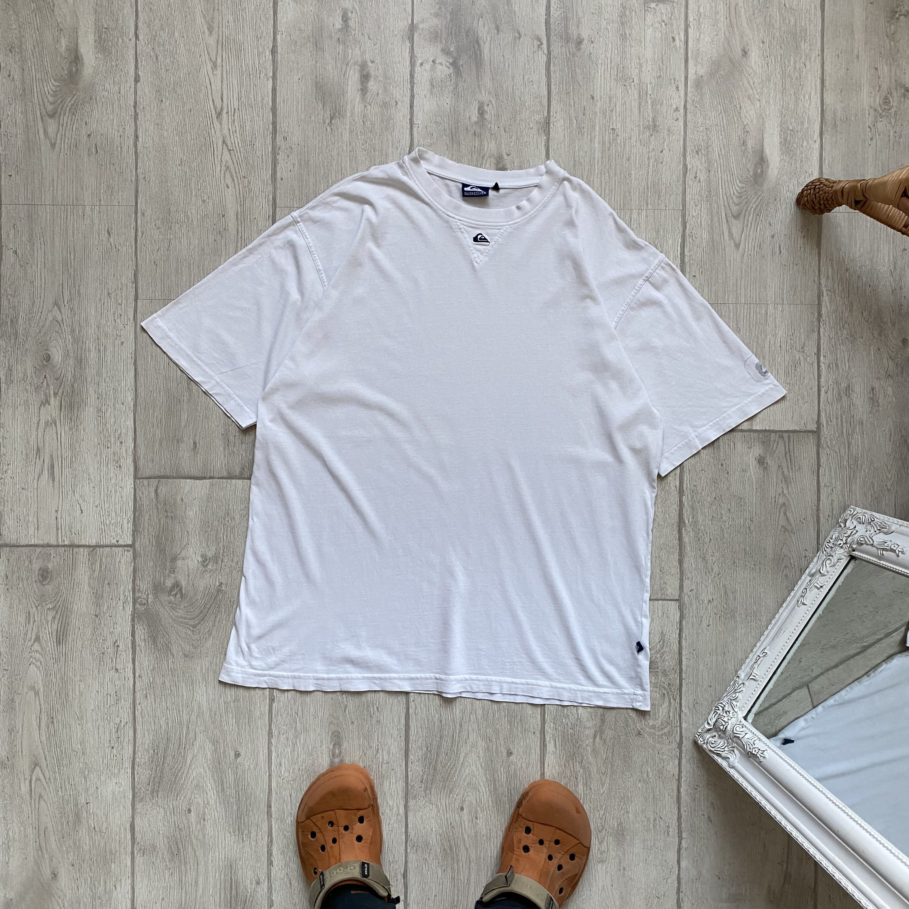 Quiksilver 🏄🏼‍♂️ Trashed Vintage 80s Quiksilver Surf Tee Centr Logo Size US L / EU 52-54 / 3 - 1 Thumbnail
