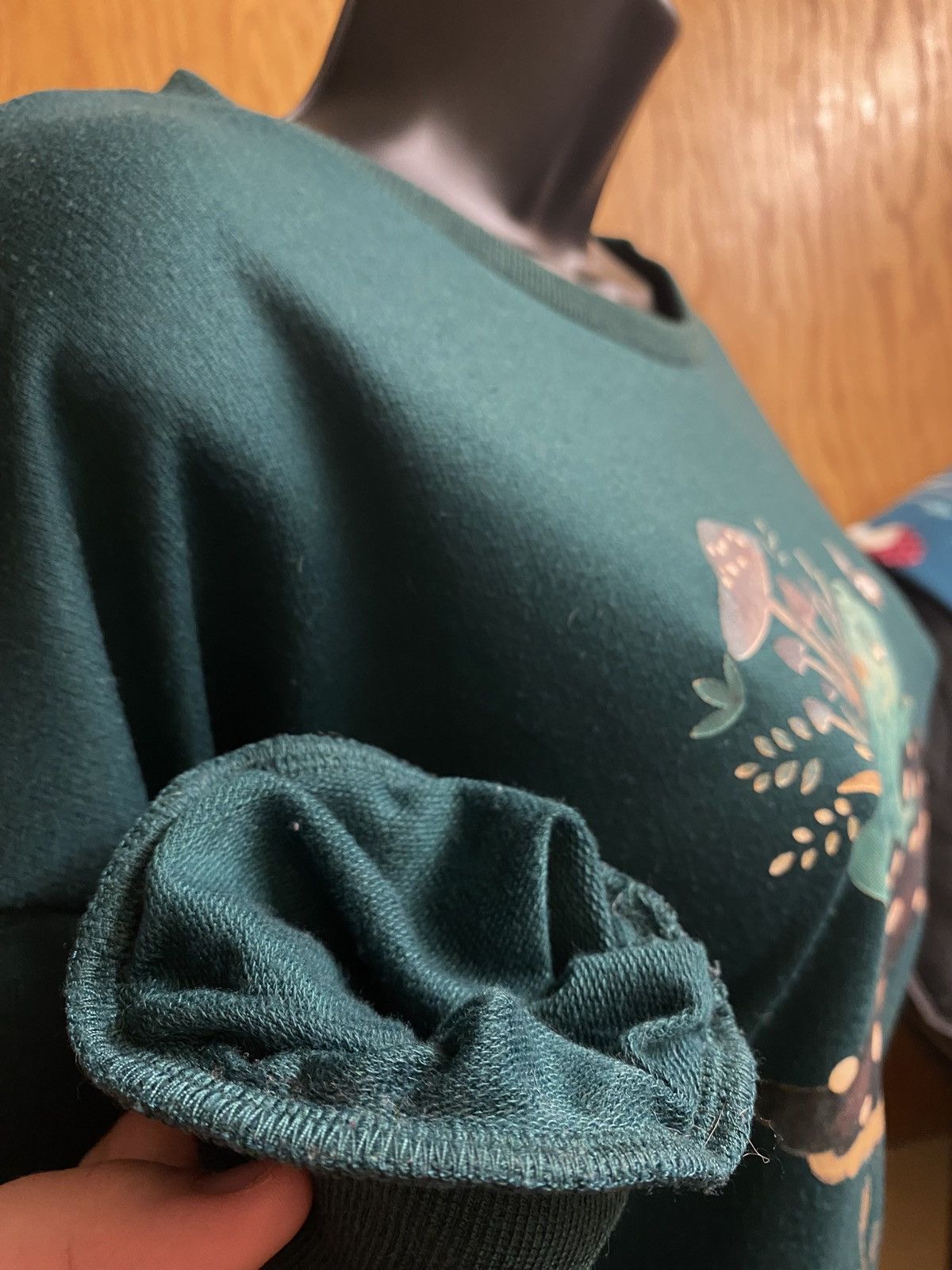 Other Green Sweater with Frog and Mushroom Design Size L / US 10 / IT 46 - 3 Thumbnail