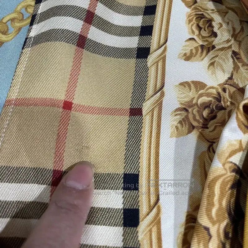 Burberry Burberry Multicolor Silk Long Sleeve Blouse. Size M / US 6-8 / IT 42-44 - 8 Thumbnail