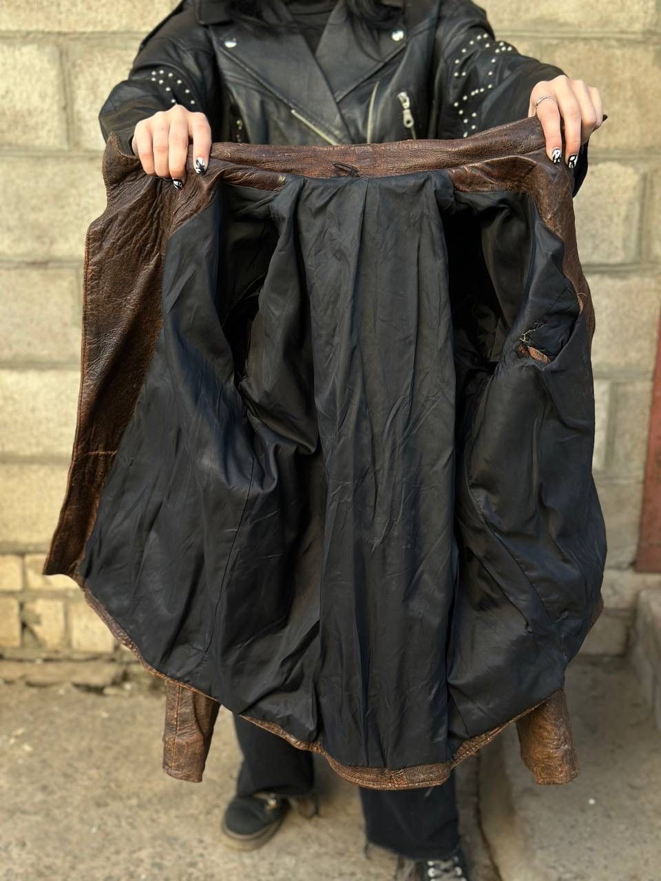 Leather VTG Mans Leather Jacket 80-70s Dark Brown Size M Y2K Trashed Size US M / EU 48-50 / 2 - 18 Thumbnail