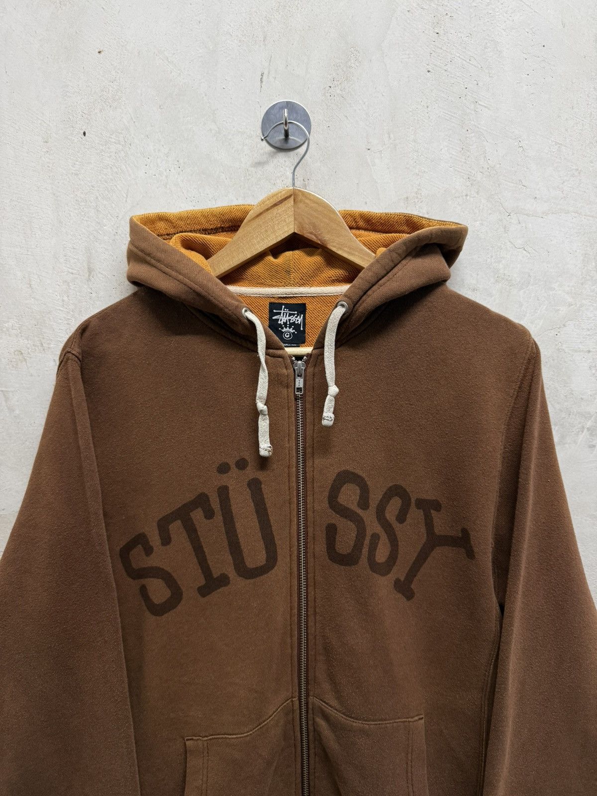 Stussy 2000s Distressed Stussy Spell Out Zip Up Hoodie Size US M / EU 48-50 / 2 - 2 Thumbnail