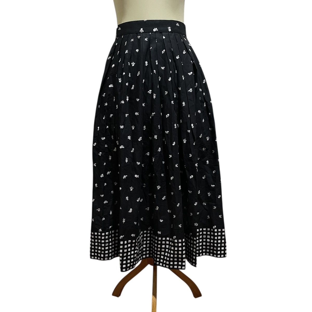 Issey Miyake ISSEY MIYAKE MAXI SKIRT Size 26" / US 2 / IT 38 - 5 Thumbnail