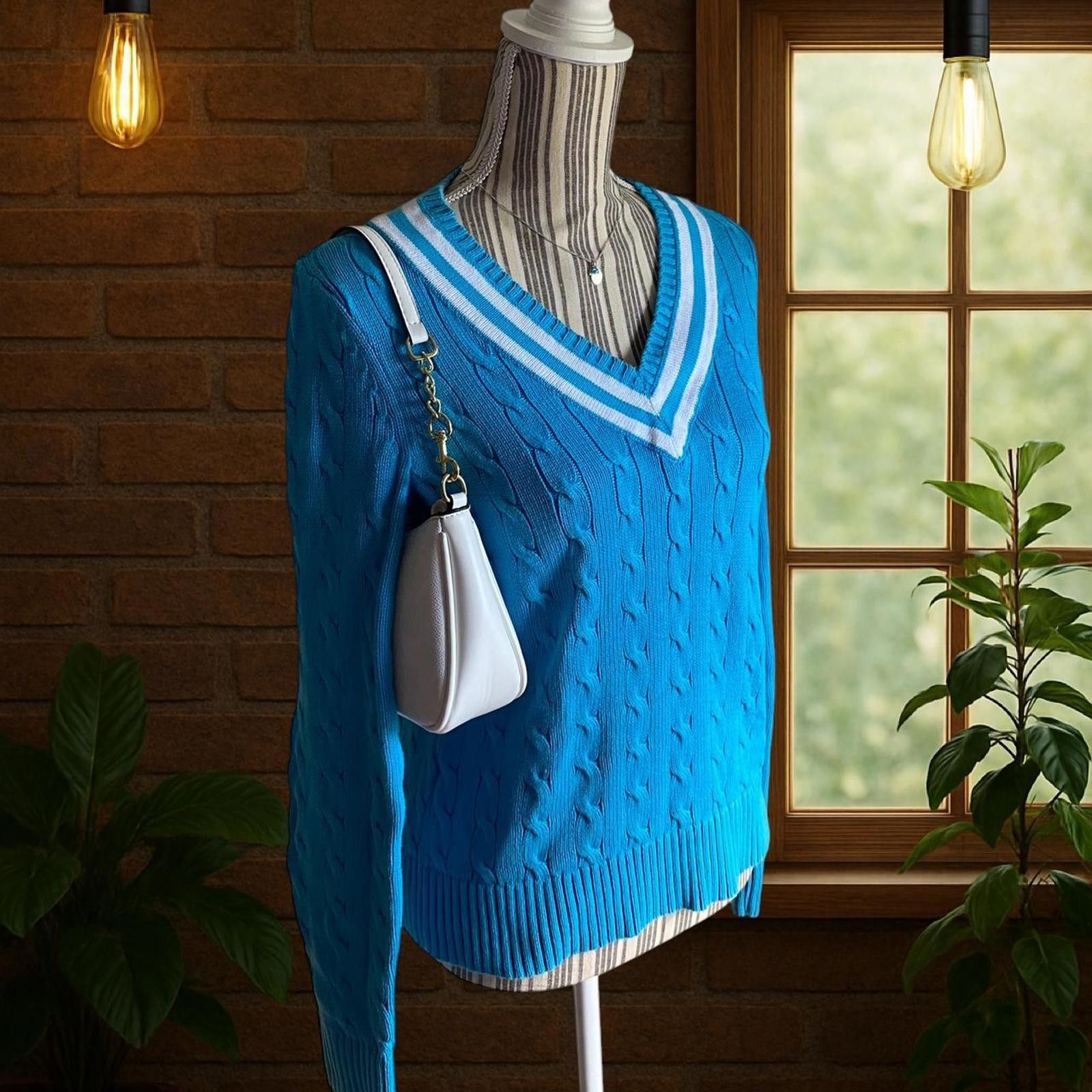 Lauren Ralph Lauren Blue V-neck sweater ribbed cable knit Size S / US 4 / IT 40 - 2 Thumbnail