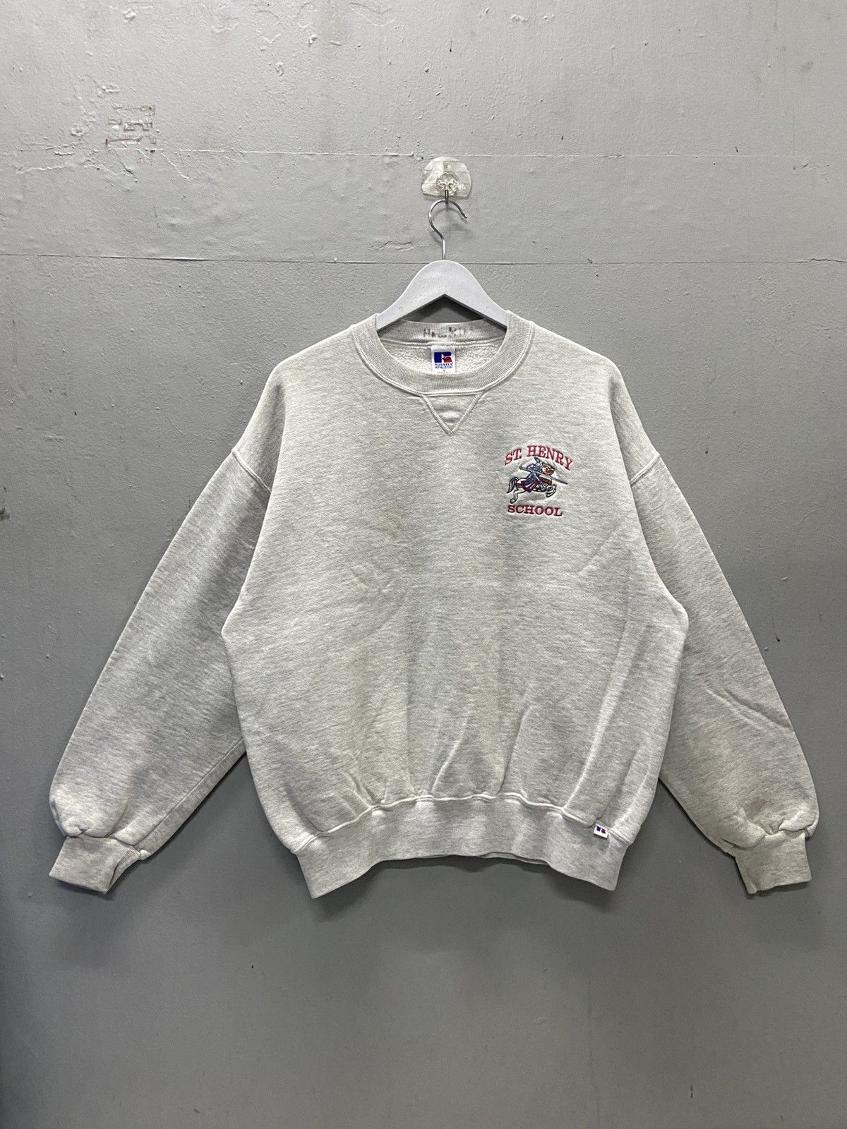 Russell Athletic VINTAGE RUSSELL ATHLETIC ST. HENRY SCHOOL SWEATSHIRT Size US L / EU 52-54 / 3 - 1 Thumbnail
