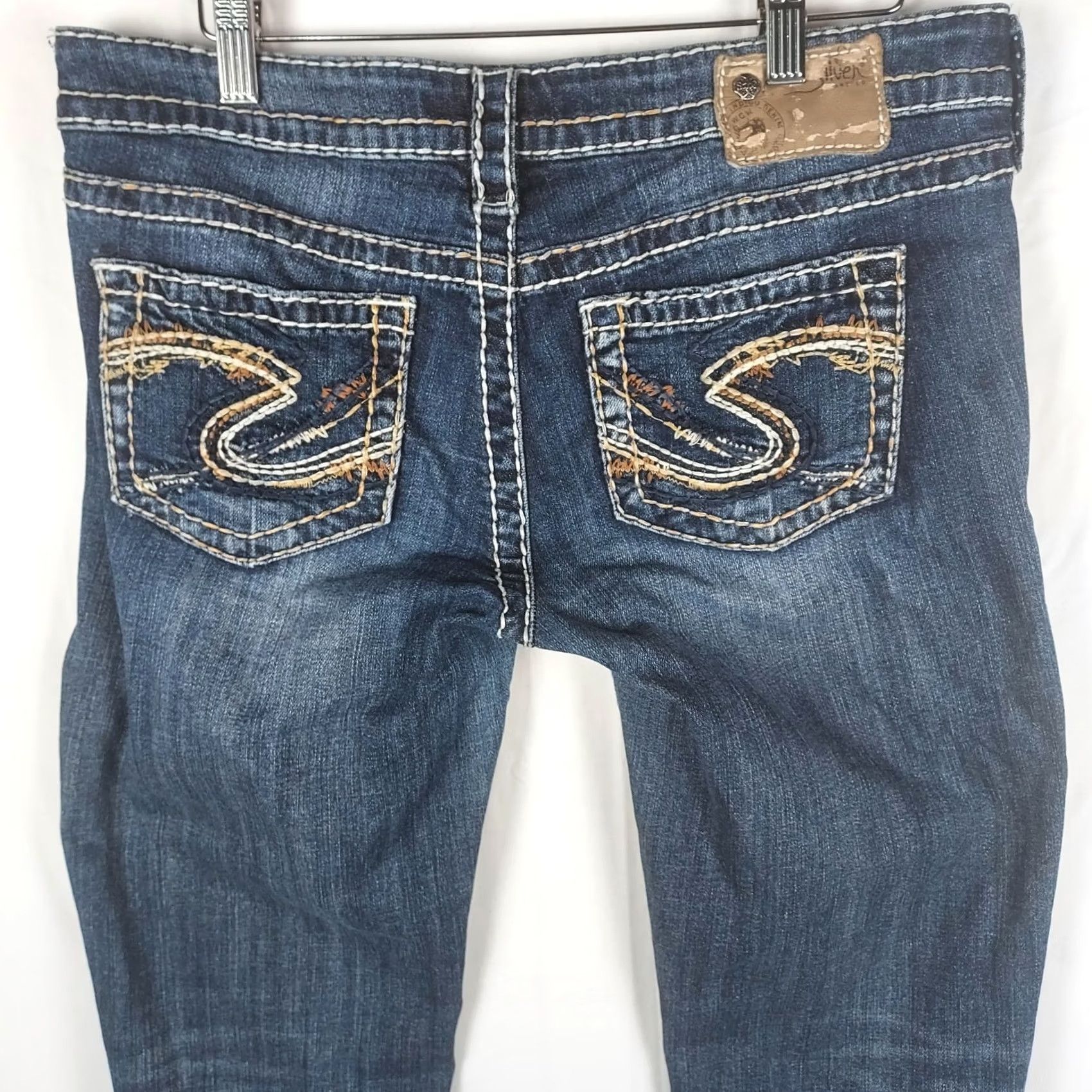 Silver Jeans Co. Silver Jeans Aiko Bootcut Jeans Women’s W29 L33 Mid Rise Distressed Denim Blue Jeans with Zip 5-Pocket Design Regular Fit Buttonless Size 29" - 4 Thumbnail