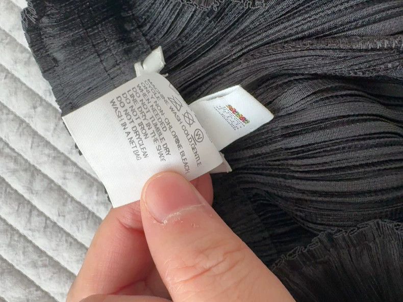 Issey Miyake issey miyake size:3 Black pleated shorts Size US 26 / EU 42 - 3 Thumbnail