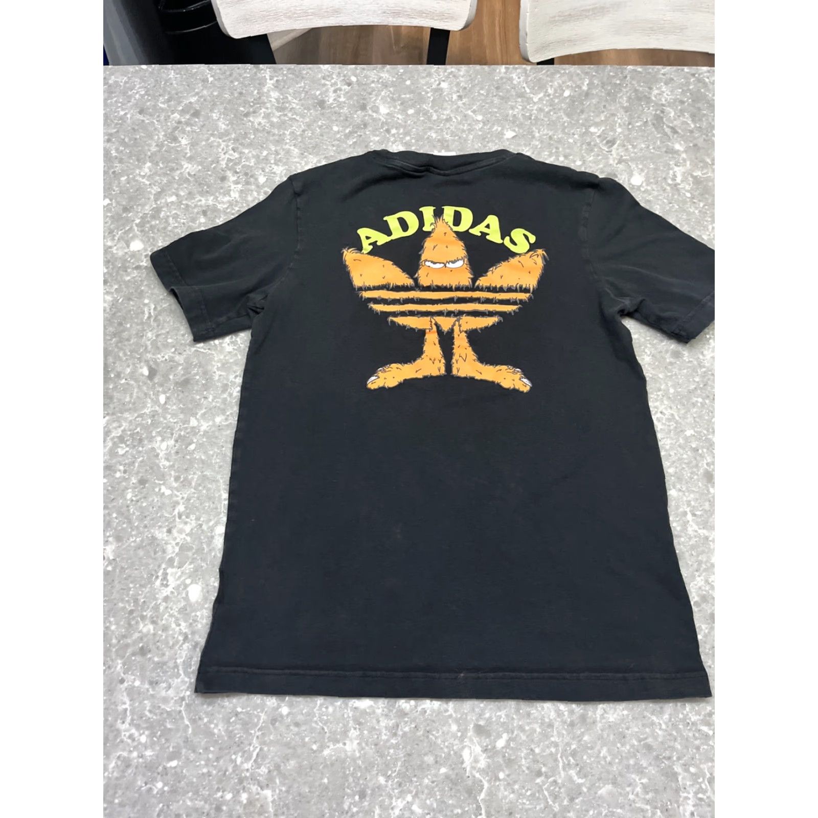 Adidas Adidas Graphic Fun T-Shirt Shirt Mens Small Black Crew Short Sleeve Cotton Blend Size US S / EU 44-46 / 1 - 7 Thumbnail