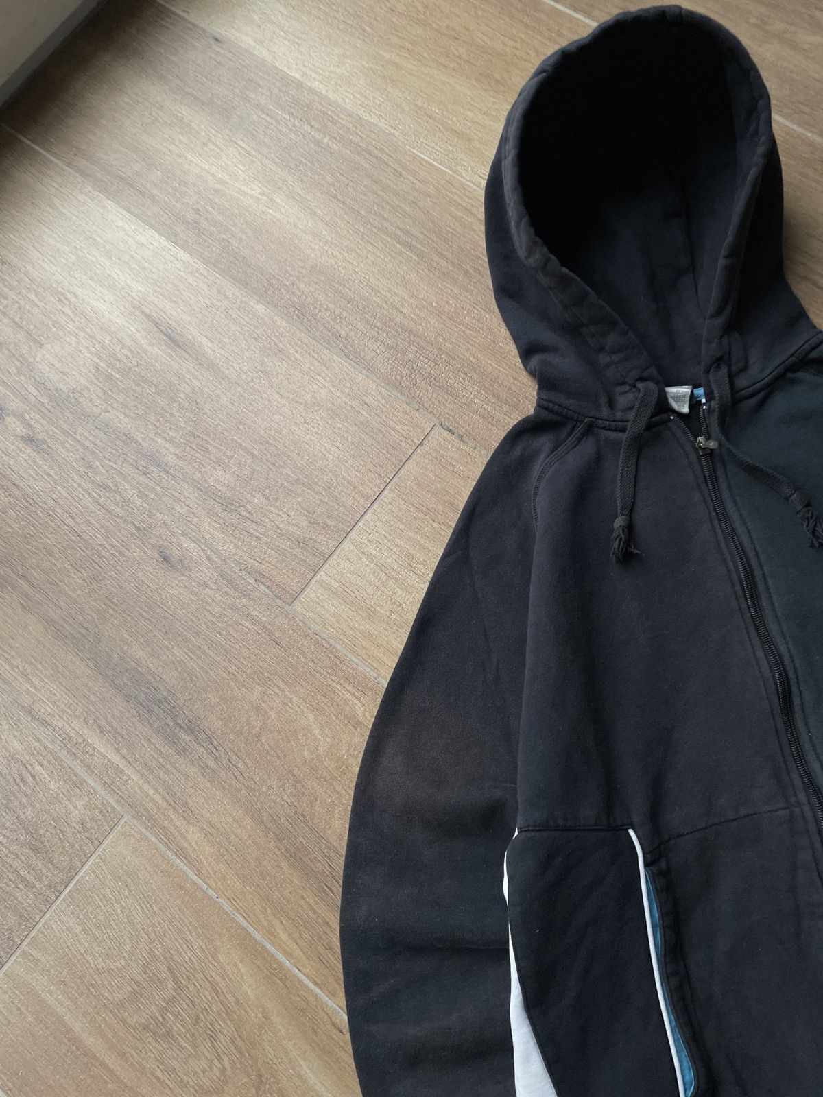 Vintage Nike Vintage Zip Hoodie Faded Swoosh Boxy Washed Japanese Size US M / EU 48-50 / 2 - 4 Thumbnail