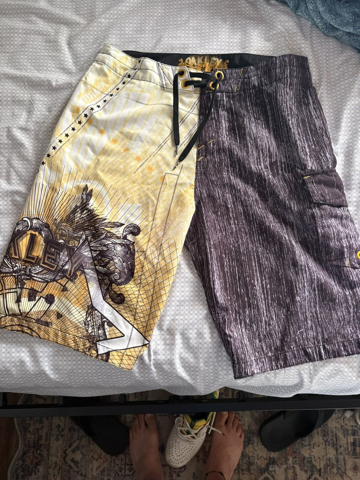 Oakley Vintage Oakley Cigar Box Board Shorts Size US 36 / EU 52 - 1 Thumbnail