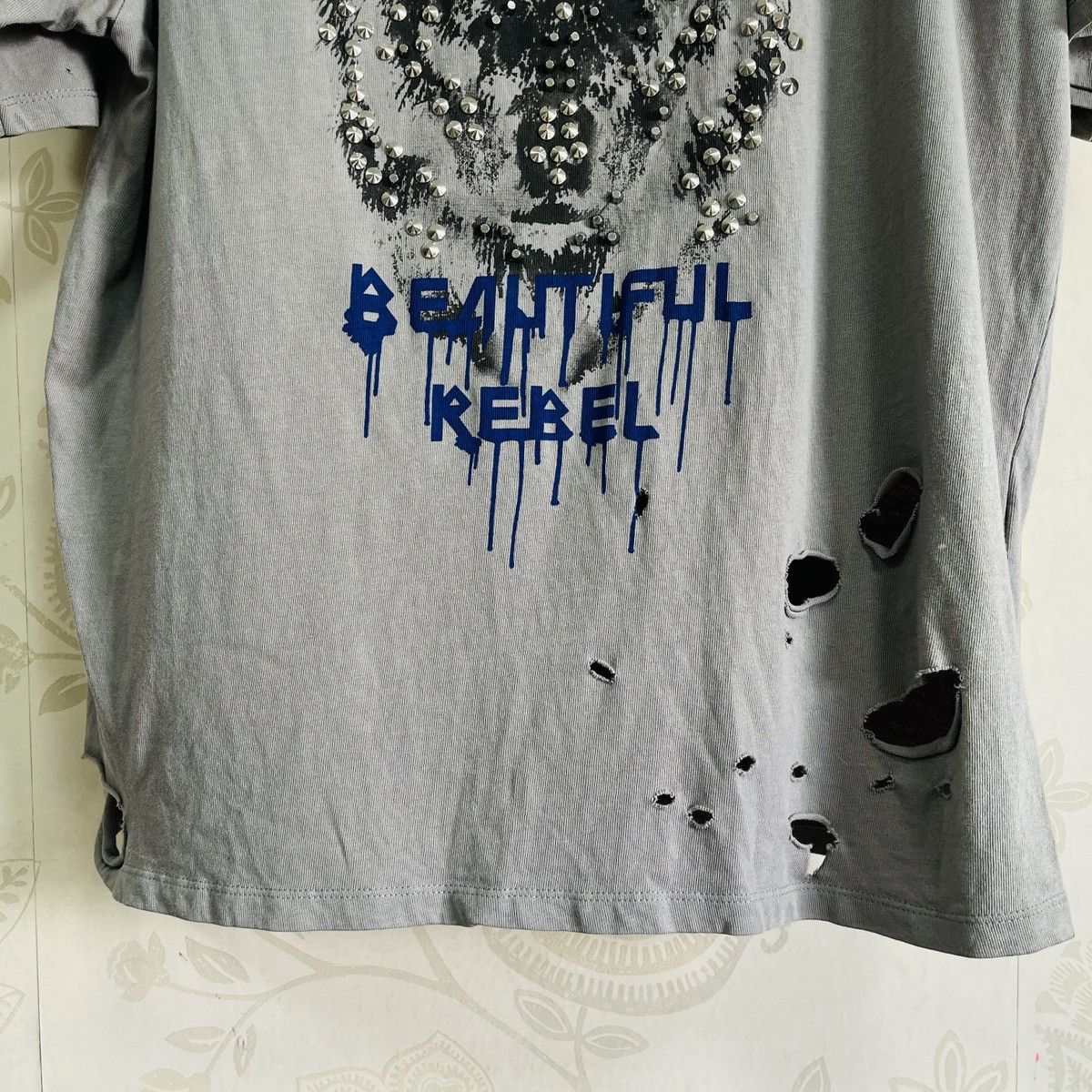 Massimo Dutti Distressed Inditex Beautiful Rebel Stones Fox Ripped TShirt Size US XL / EU 56 / 4 - 10 Thumbnail