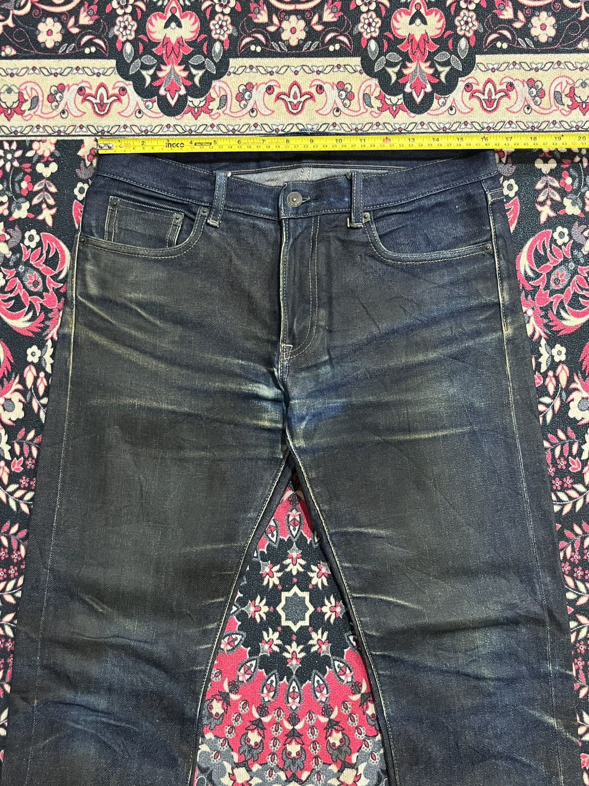 Undercover × Uniqlo Vintage Uniqlo UJ Dark Blue Faded Washed Selvedge Jeans Size US 32 / EU 48 - 14 Thumbnail