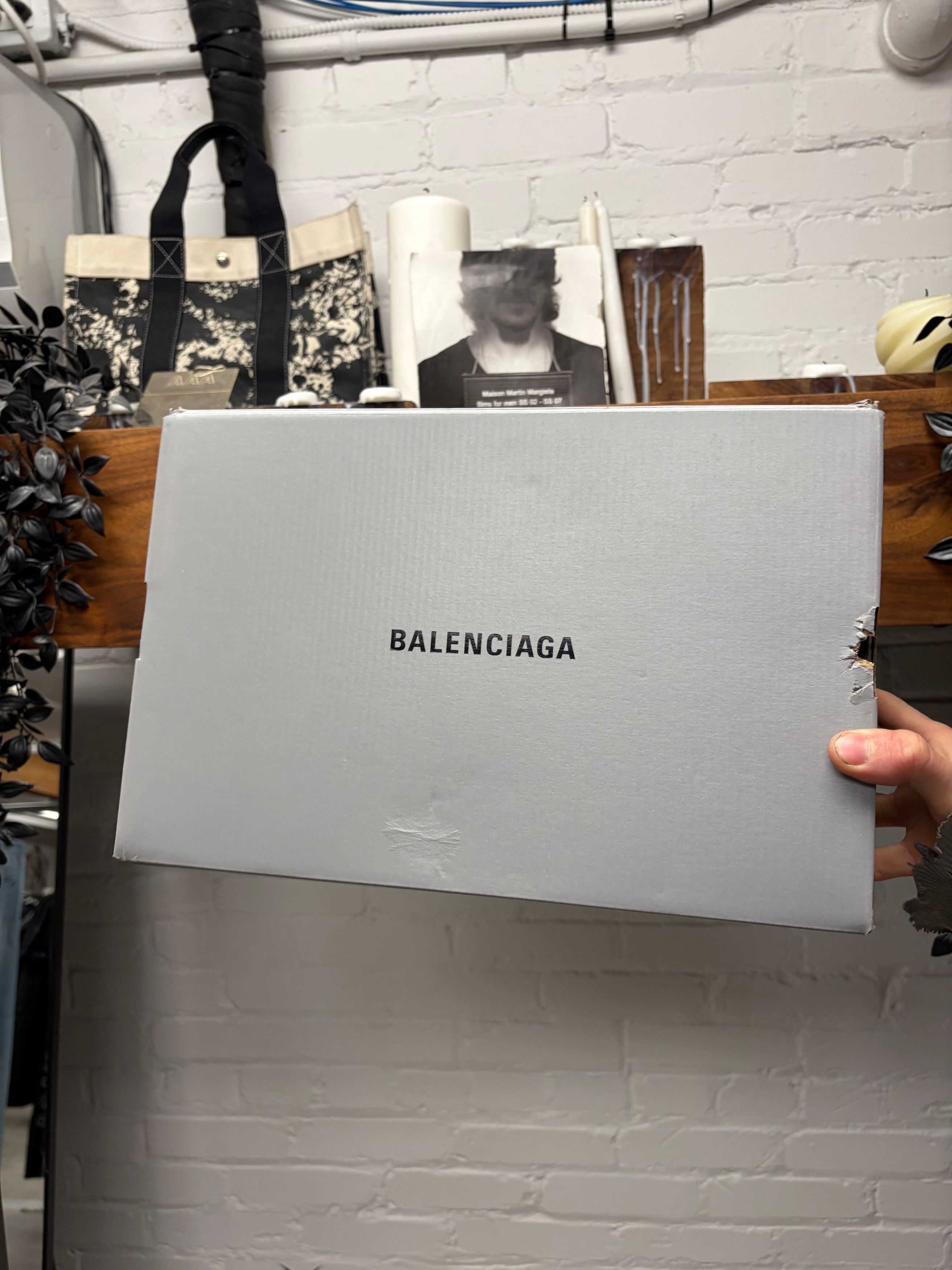 Balenciaga Balenciaga ‘Paris’ Black Leather High Top Sneakers Size US 6 / EU 39 - 7 Thumbnail