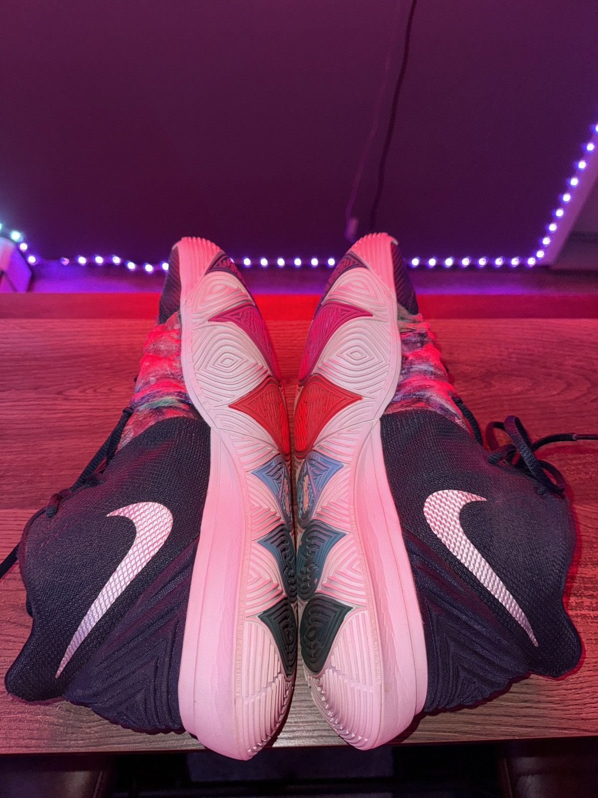 Nike Nike Kyrie 5 Multi Color Galaxy Size US 10 / EU 43 - 4 Thumbnail