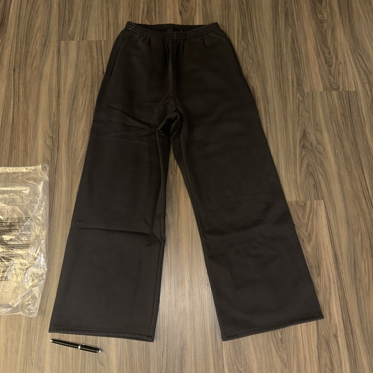 Balenciaga × Gap × Yeezy Season Yeezy Gap Balenciaga 06 Fleece 