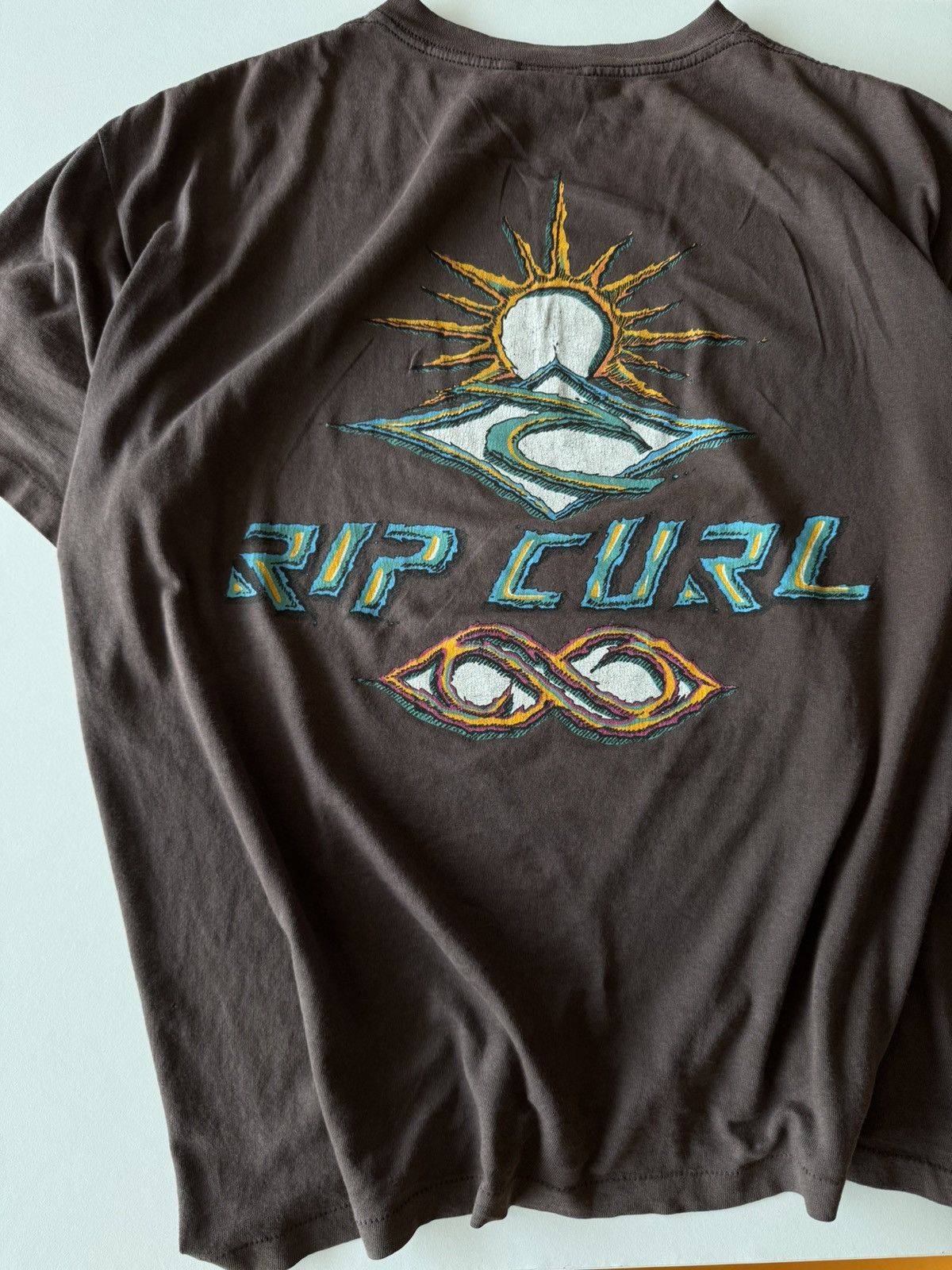 Ripcurl Vtg 90s Ripcurl Brown Single Stitch Tee Size US L / EU 52-54 / 3 - 1 Thumbnail