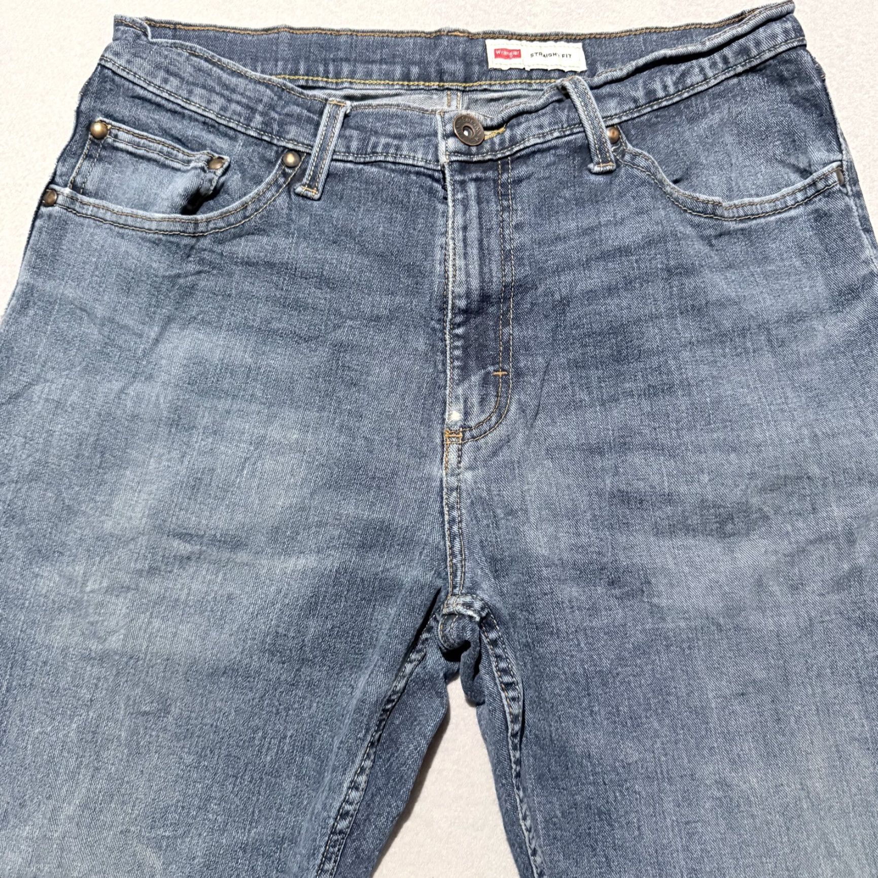 Wrangler Wrangler Jeans Men's Blue Denim Distressed Classic Straight Fit Zip Fly - 32x30 Size US 32 / EU 48 - 3 Thumbnail