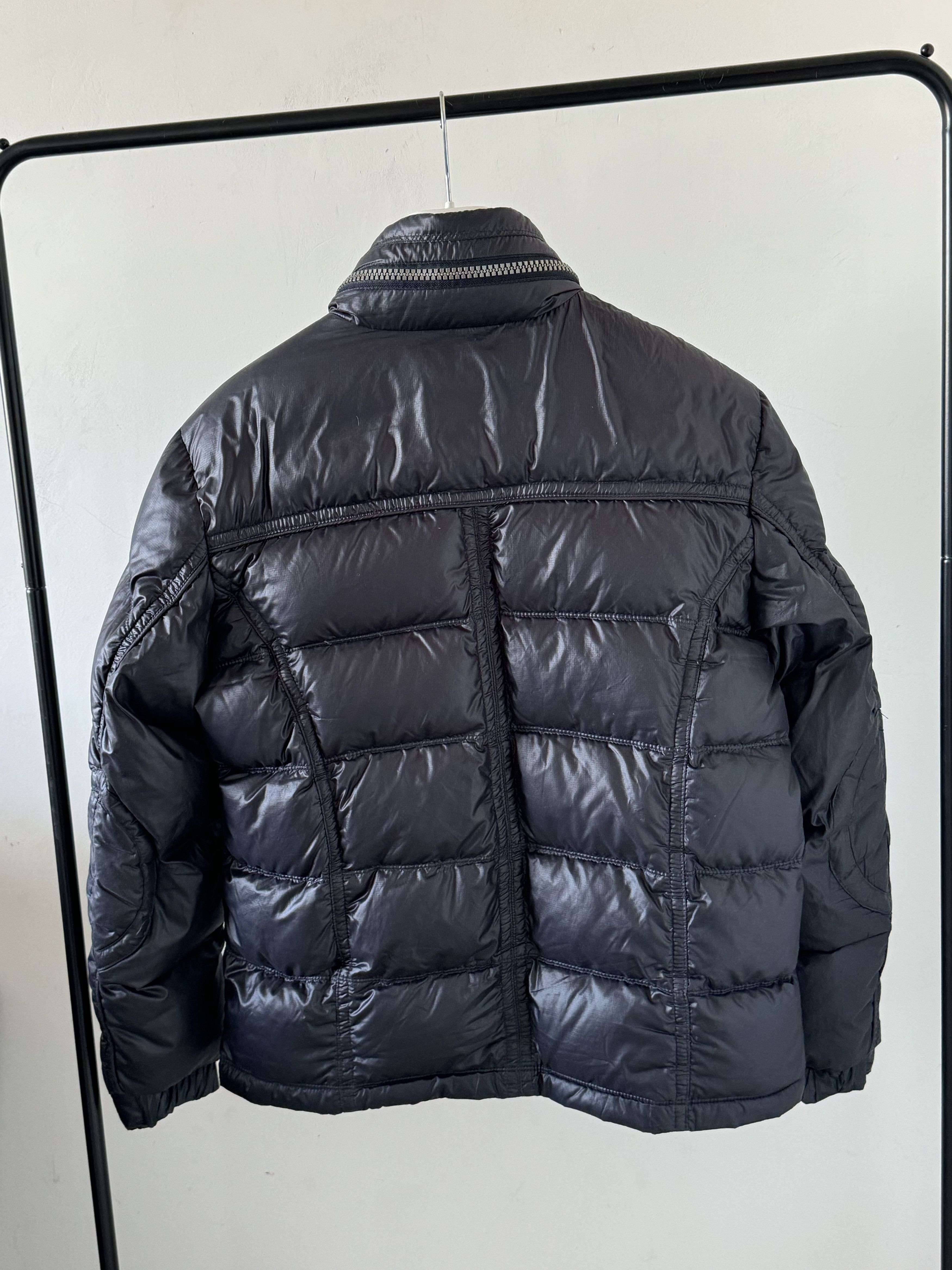 Moncler moncler black puffer jacket with front pockets Size US XL / EU 56 / 4 - 7 Thumbnail
