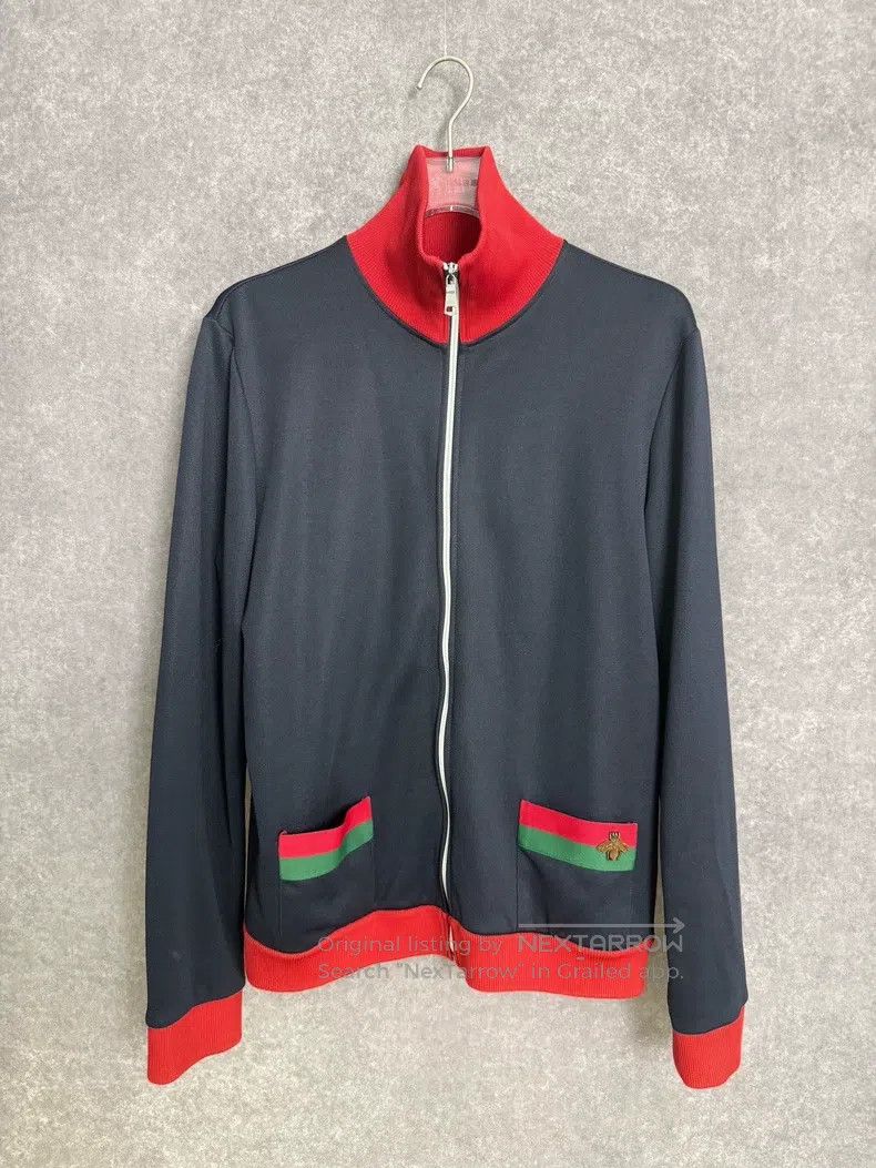 Gucci SizeOS Red and green colour-blocked little bee embroi