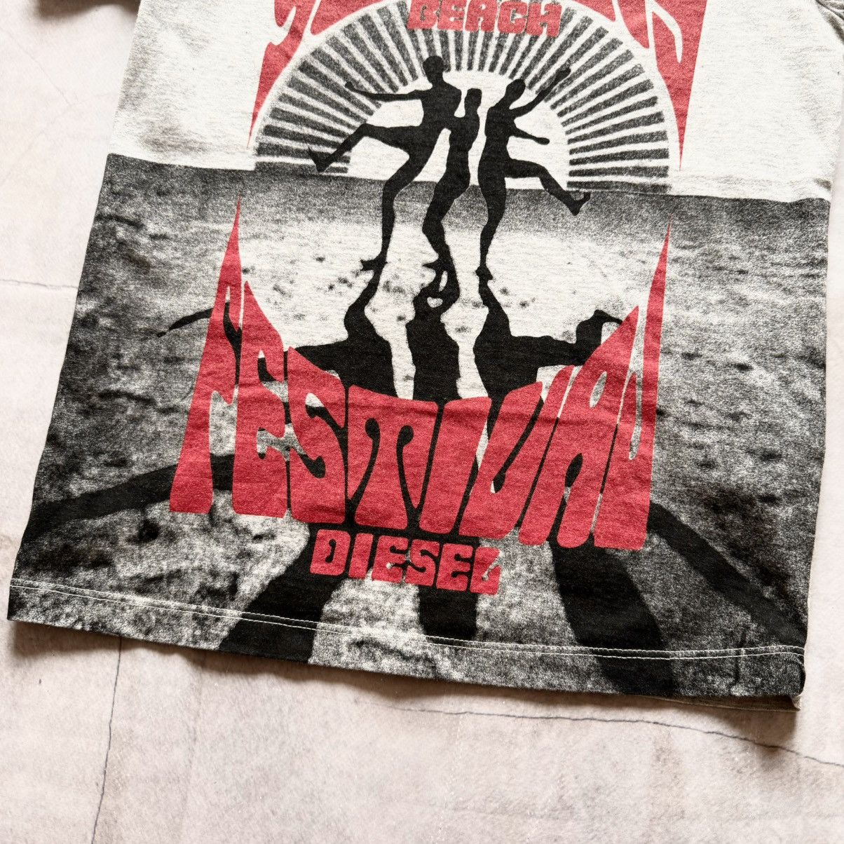 Diesel 00s Diesel Sunny Beach Festival T-Shirt Tee Y2K Size XS / US 0-2 / IT 36-38 - 2 Thumbnail