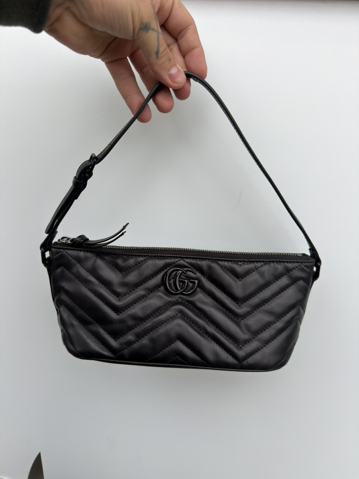 GUCCI GG Marmont Matelasse Leather Shoulder Bag