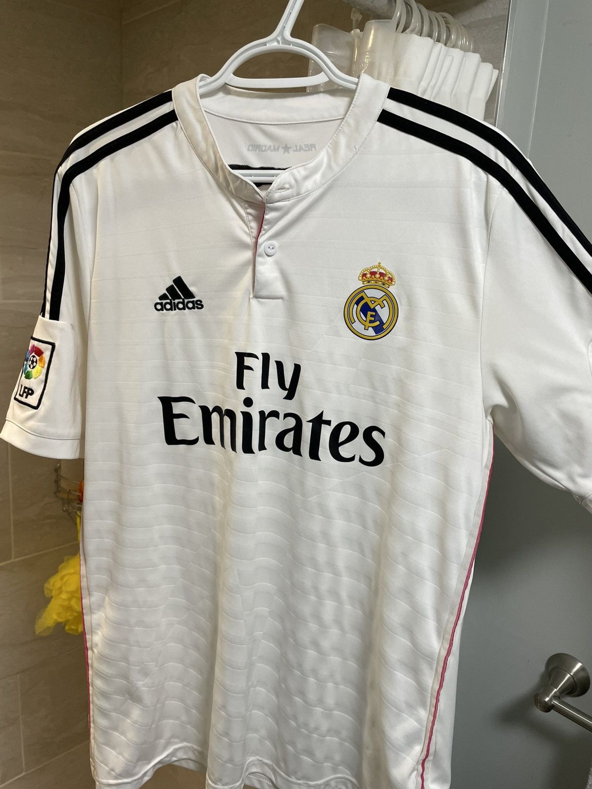 Other Real Madrid Blank Jersey Size US L / EU 52-54 / 3 - 1 Thumbnail
