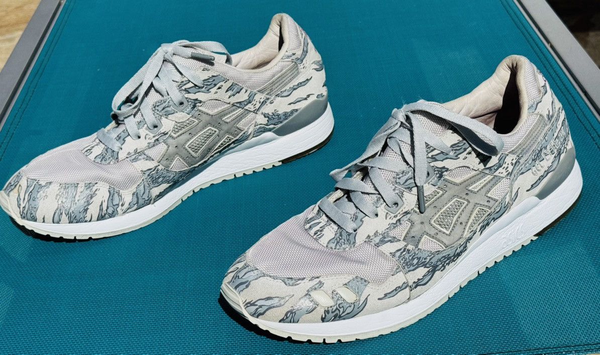 Asics × atmos Gel Lyte 3 Tiger Urban Camo Size US 11.5 / EU 44-45 - 2 Thumbnail