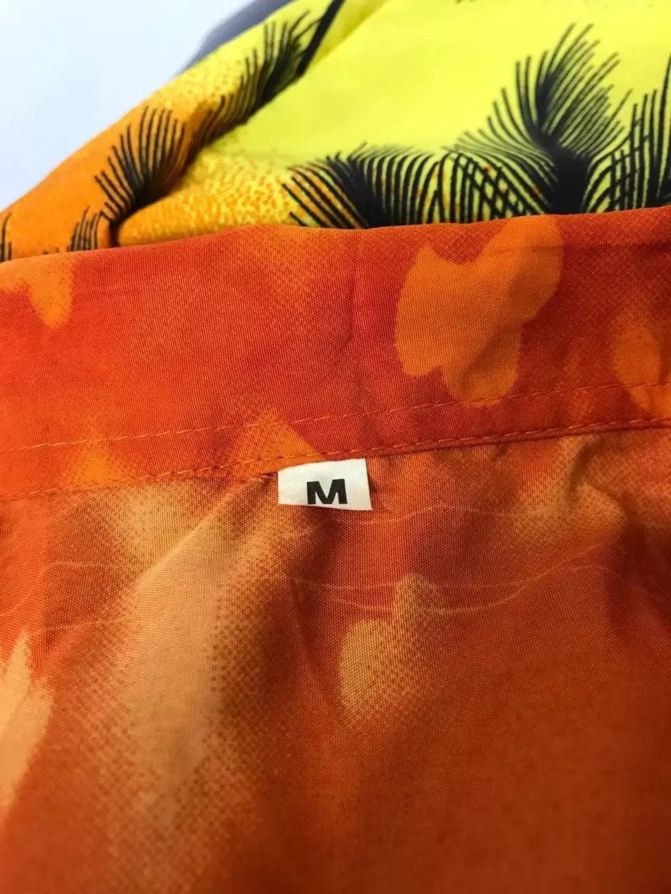 Vintage vintage Hawaiian shirt size M Size US M / EU 48-50 / 2 - 3 Thumbnail