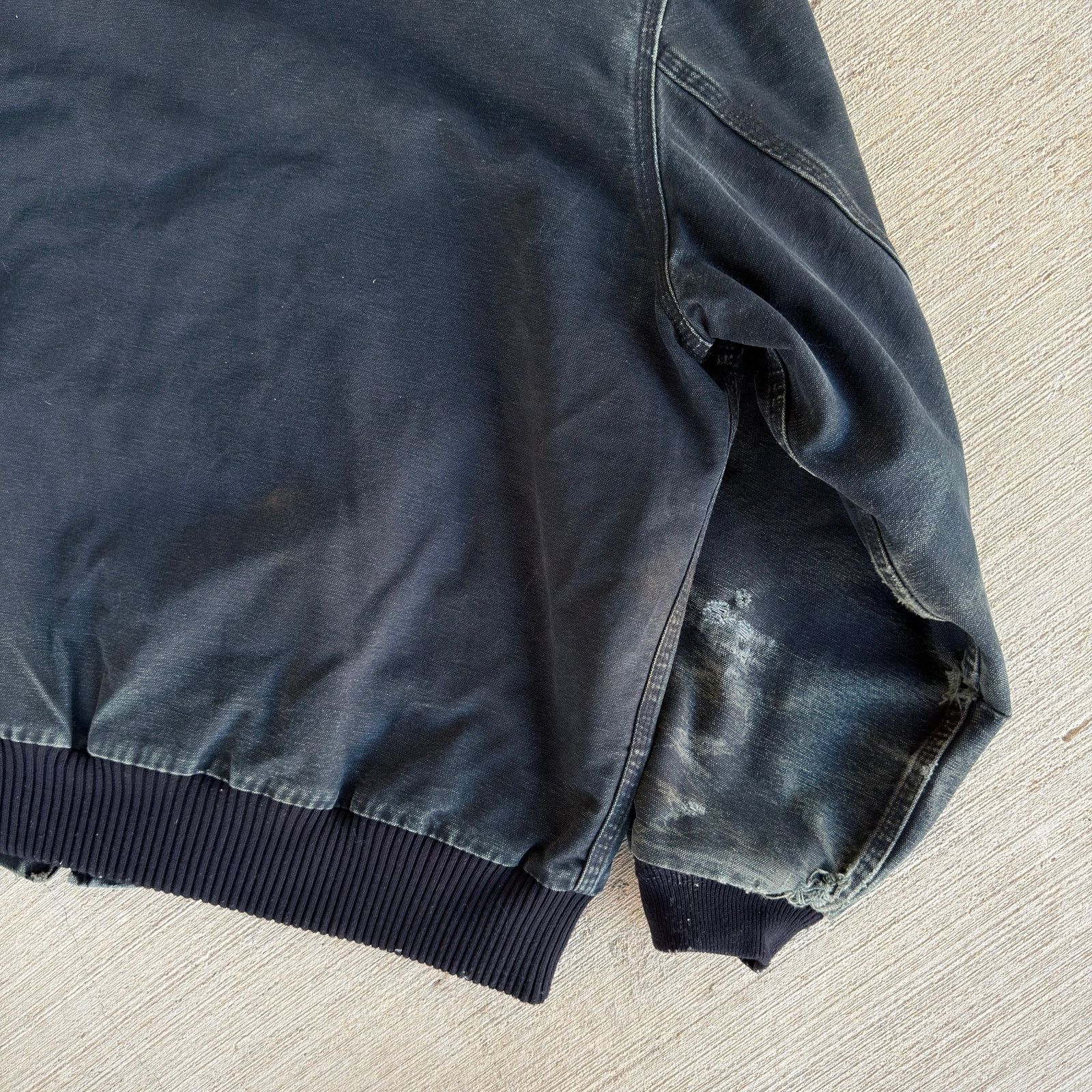 Carhartt × Vintage Carhartt J140 faded black hooded work wear jacket Size US XXL / EU 58 / 5 - 9 Thumbnail