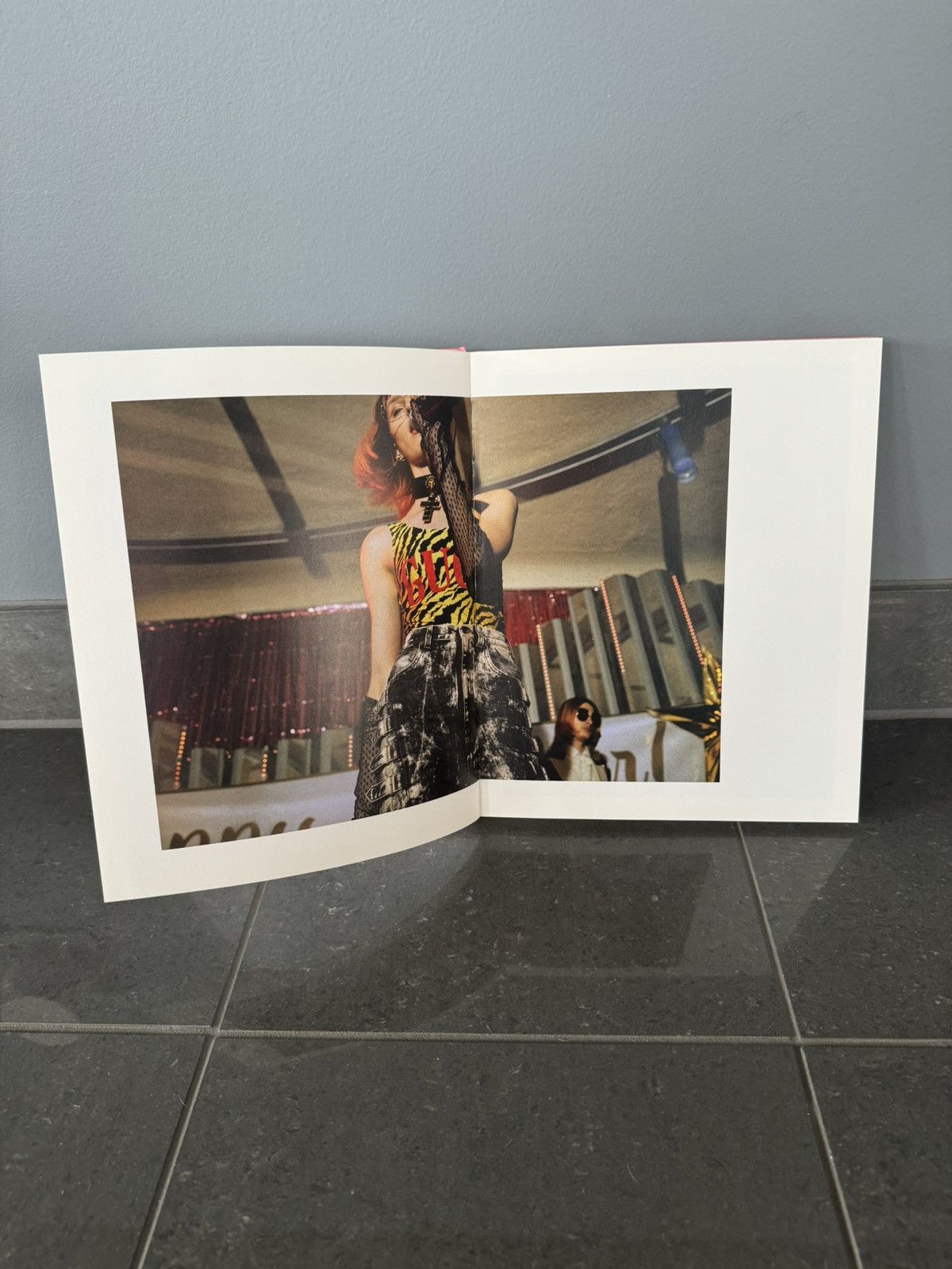 Gucci Gucci Holiday 2018 Coffee Table Book Size ONE SIZE - 4 Thumbnail