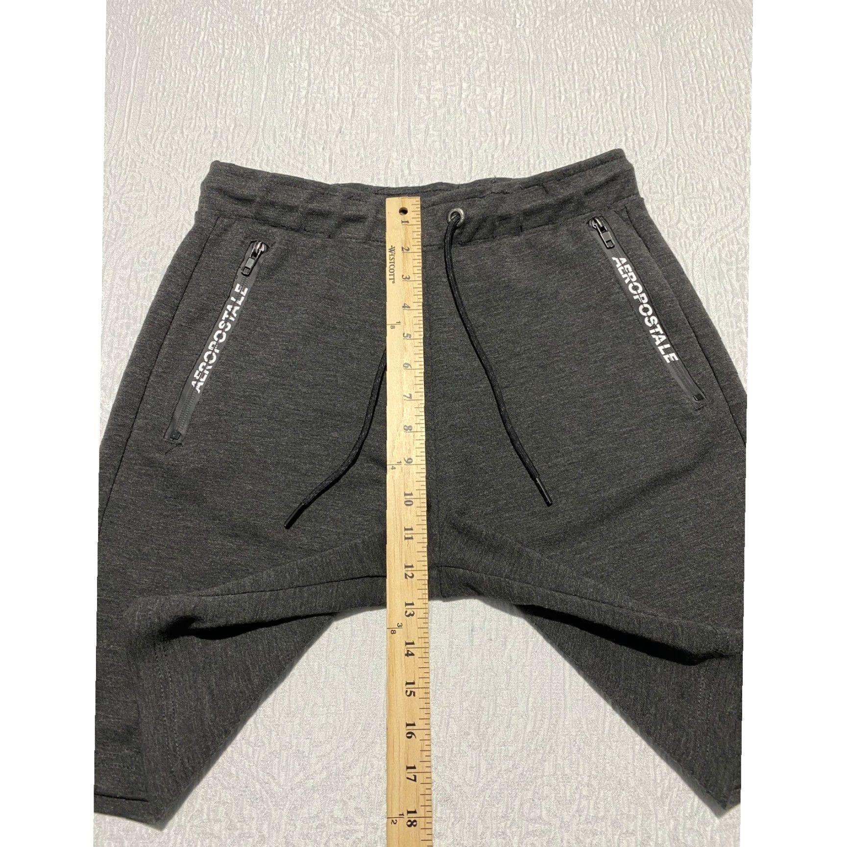 Vintage Aéropostale Mens S Gray Knit Sweat Shorts Zipper Pockets Athletic Gym Casual Size US 28 / EU 44 - 6 Thumbnail